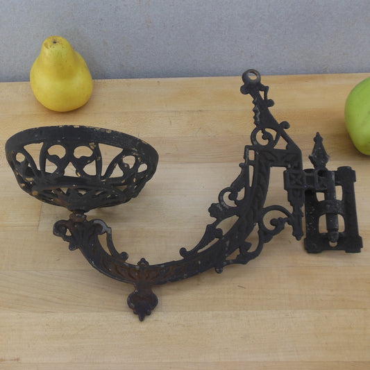 Antique Stover Mfg. Co. USA Cast Iron Oil Lamp Holder Wall Bracket