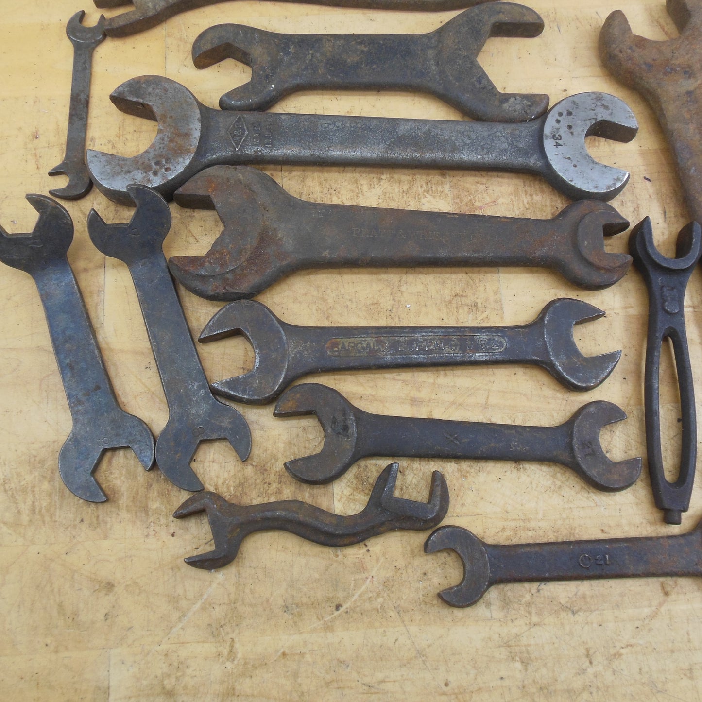 Antique 21 Lot Old Iron Wrenches Farm Tool Pratt & Whitney Others Vintage