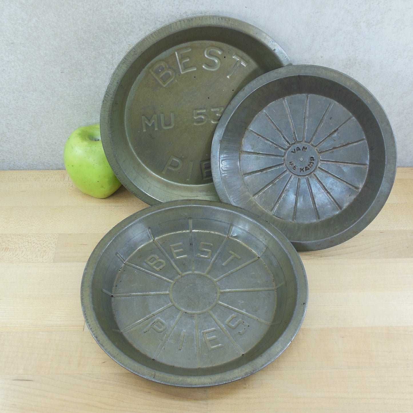 Van de Kamp & Best Pie Pans 3 Lot Steel MU 5380