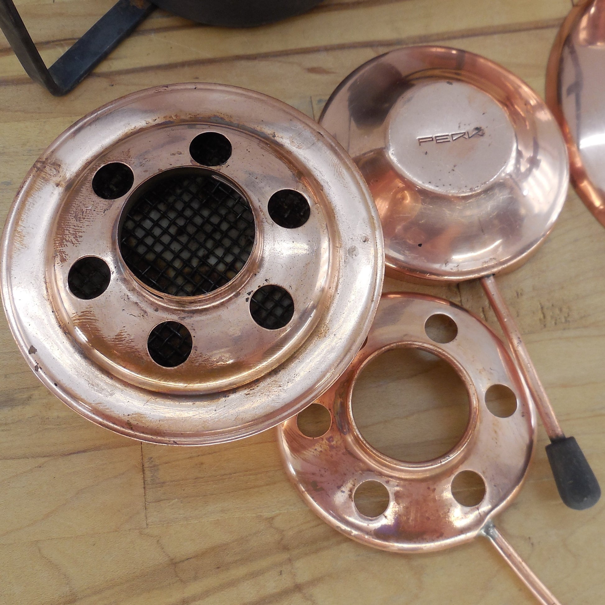 Perk Swiss Made Copper Stainless Fondue Pot Set Burner