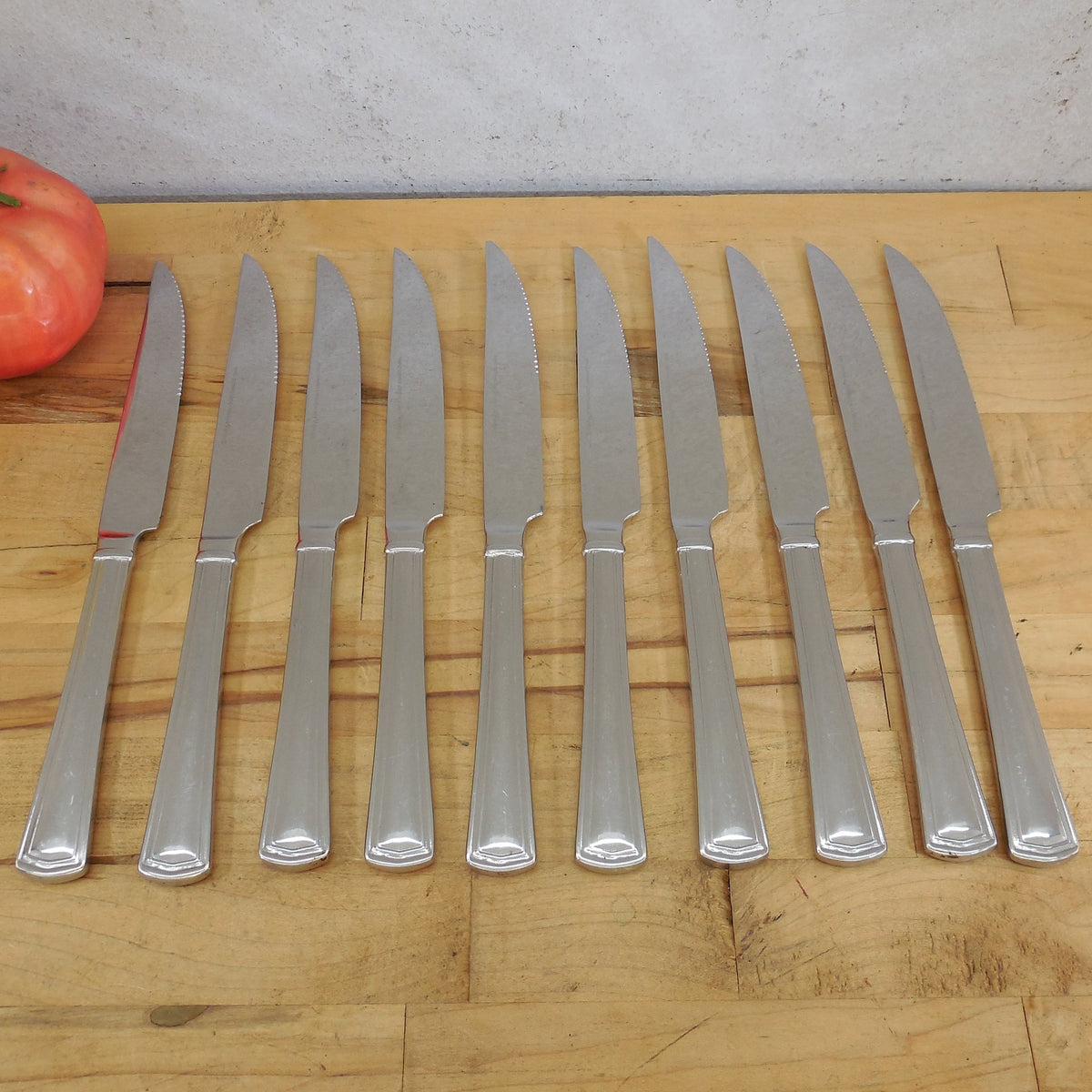 Reed & Barton Palladian Stainless Flatware - 10 Steak Knives