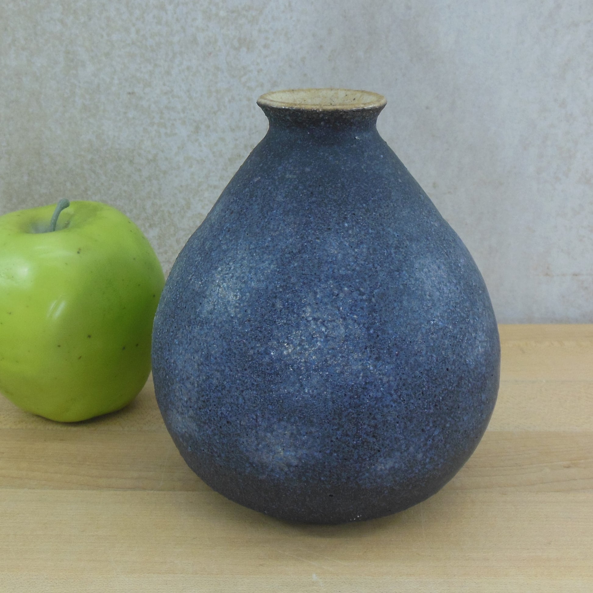Piedra Blanca Signed Studio Pottery Vase Blue Black