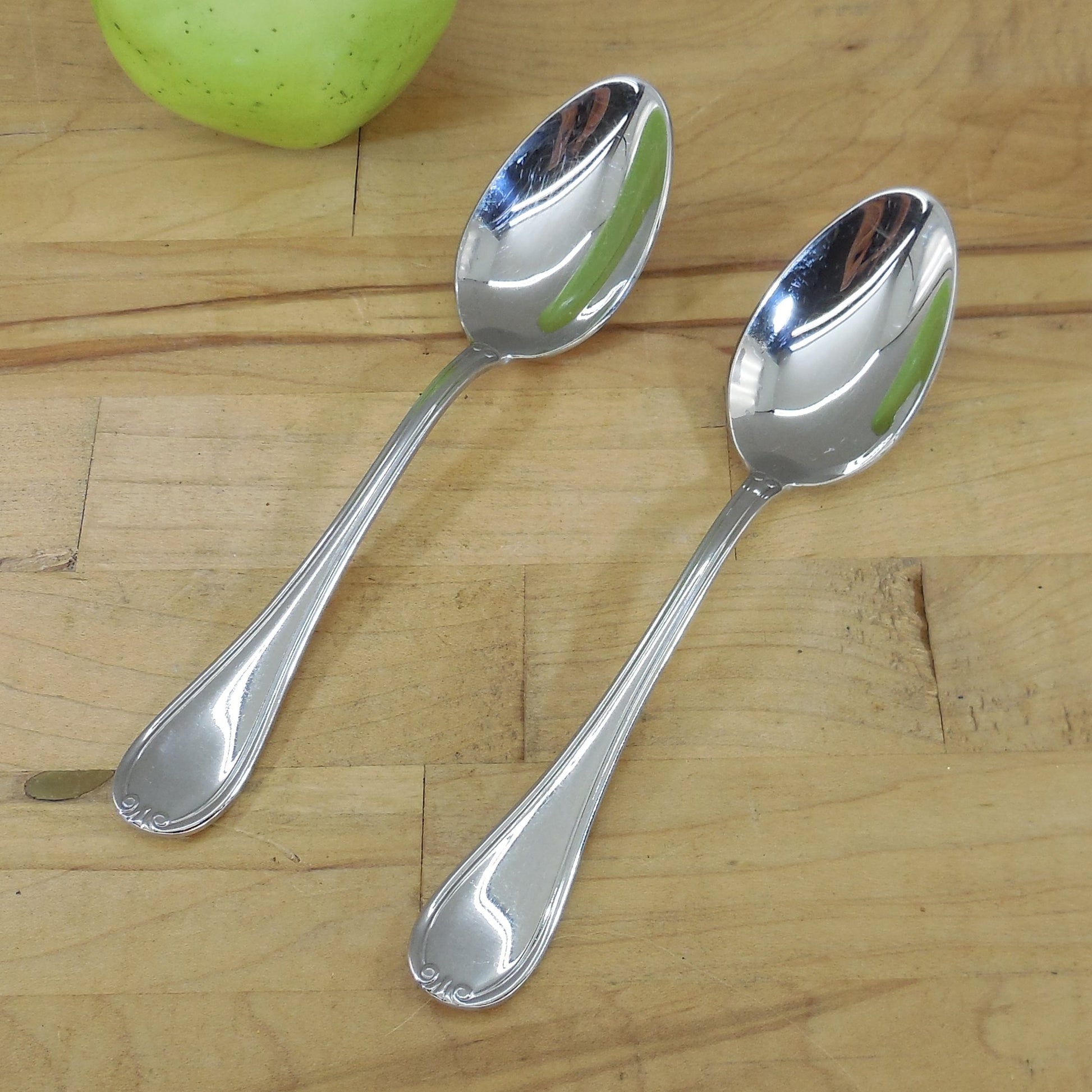 Guy DeGrenne France Renoir Stainless Glossy Flatware - 2 Place Soup Spoons