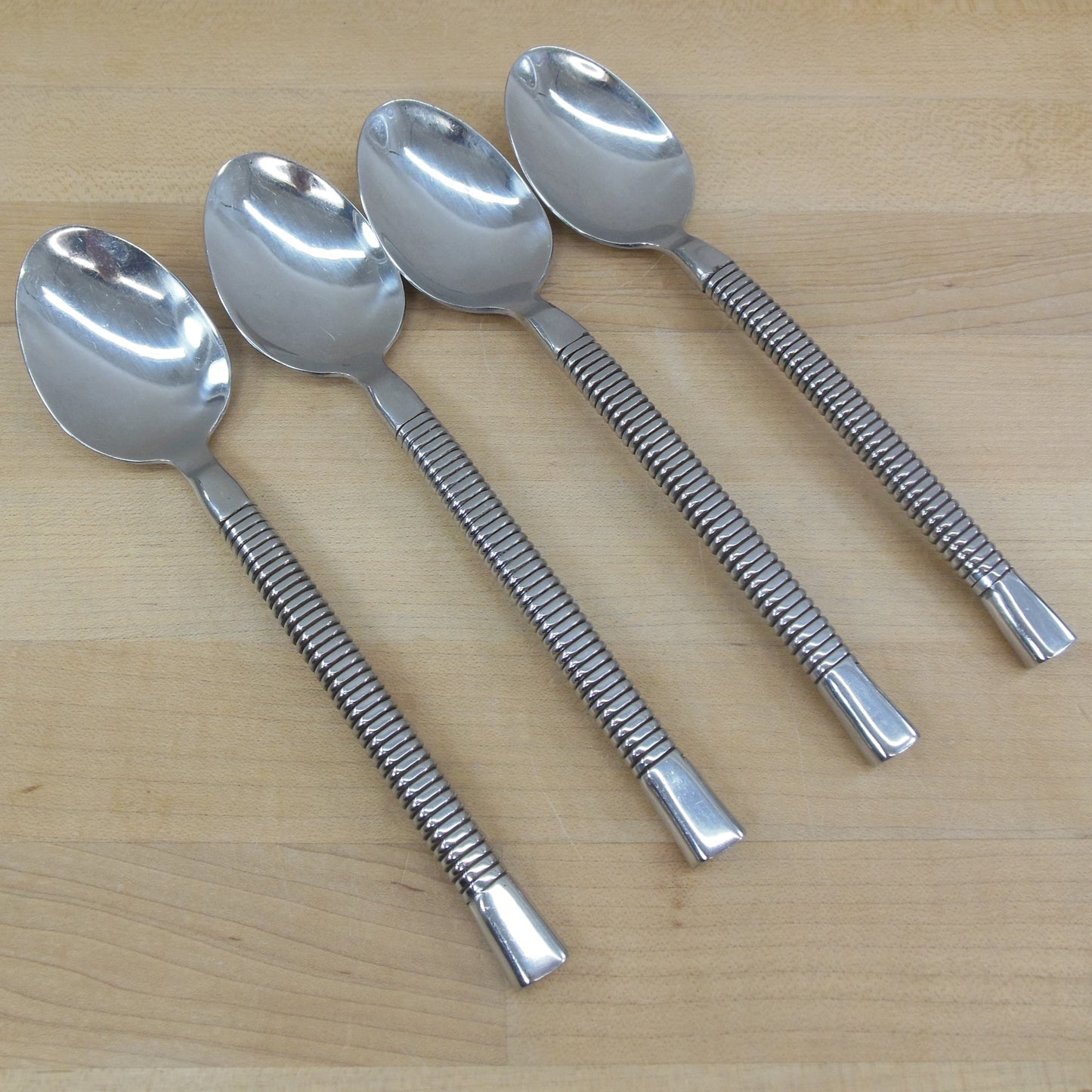 Retroneu Latitudes Stainless Steel Flatware - Place Soup Spoons 4 Set