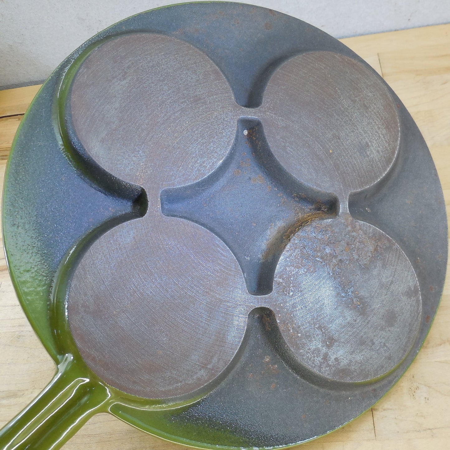 Copco Denmark Lax Avocado Green Plett Pancake Pan Griddle 4 Hole Used