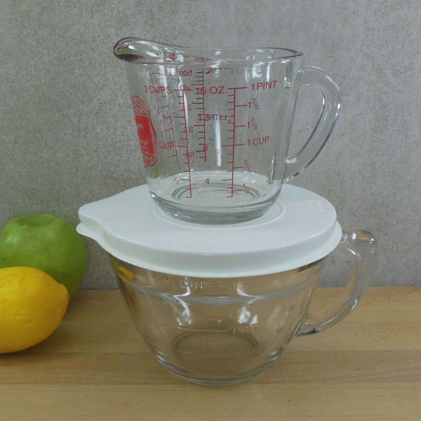 Pampered Chef 1 Qt. & Oven Basics Hocking 1 Pt. Batter Bowl Measuring Cups