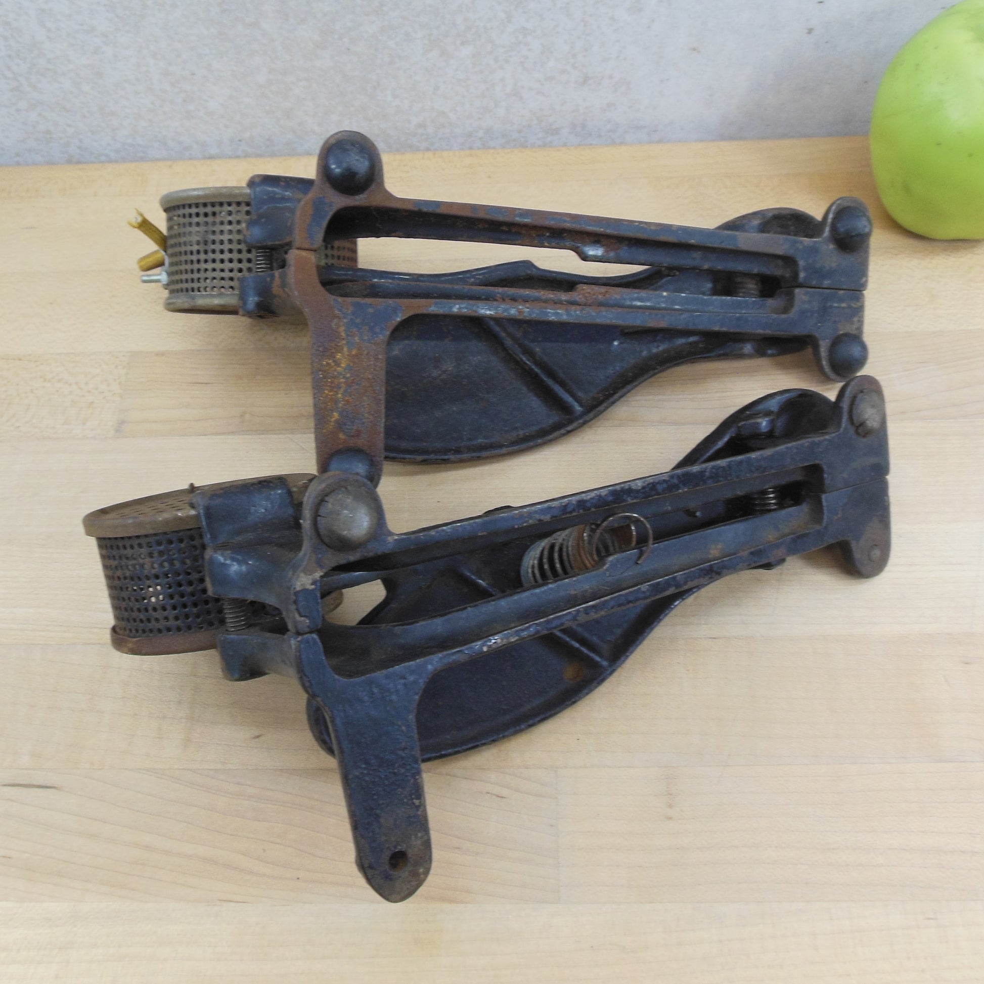 Vintage Pair Sewing Machine Cast Iron Speed Control Pedal Rheostat Used Parts Repair