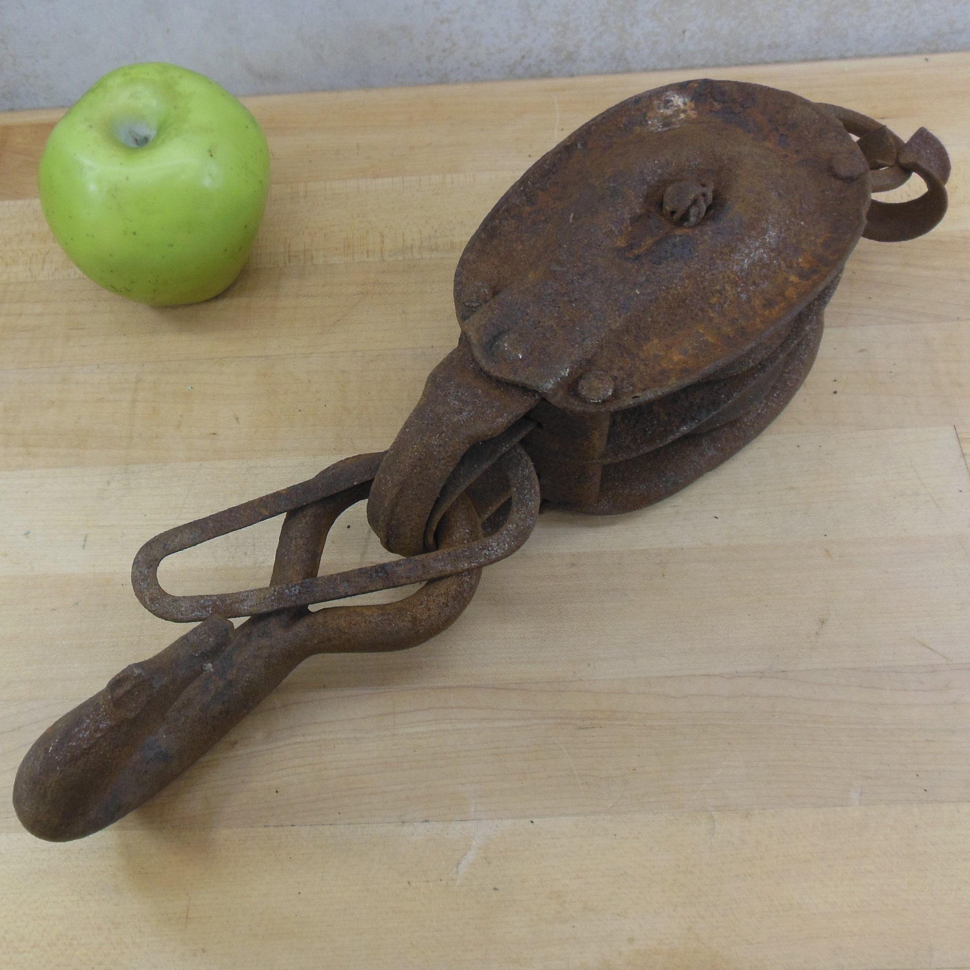 Old Crusty Rusty Iron Hook Double Pulley Barn Farmhouse Decor Antique Primitive