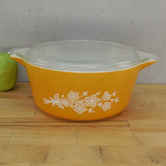 Pyrex USA Butterfly Gold II Lidded Casserole 2.5 Qt. 475-B