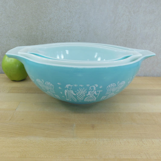 Pyrex Glass USA Amish Butterprint Turquoise White Cinderella Mixing Bowl 3 Set