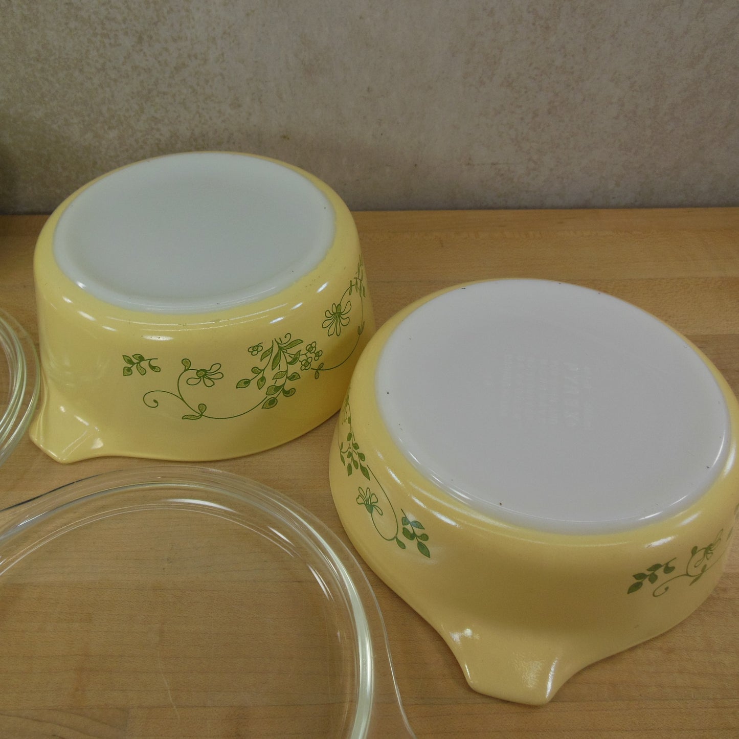 Pyrex Glass USA Shenandoah Pair Casserole Dishes 471-B 472-B Green Leaves Yellow Used