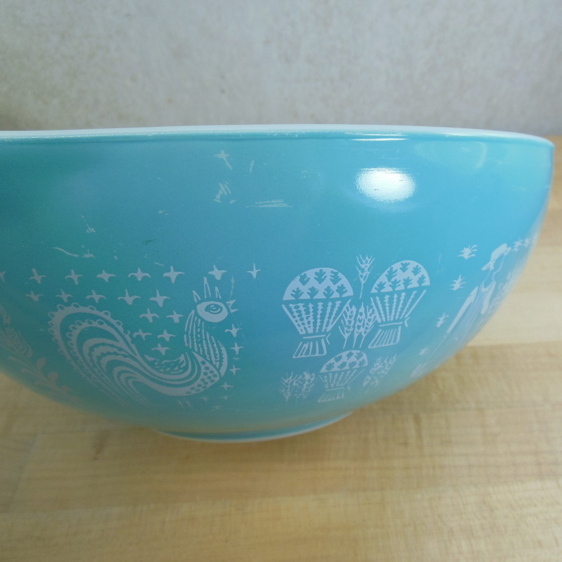 VTG SMALL 1/2 PINT BLUE PYREX NESTING MIXING BOWL NO 33