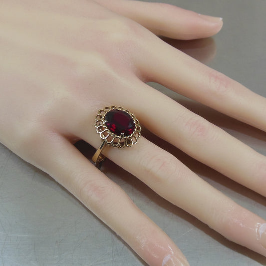 Lady's 14K Yellow Gold Oval Ruby Solitaire Ring Wire Loop Mount Size 9.5