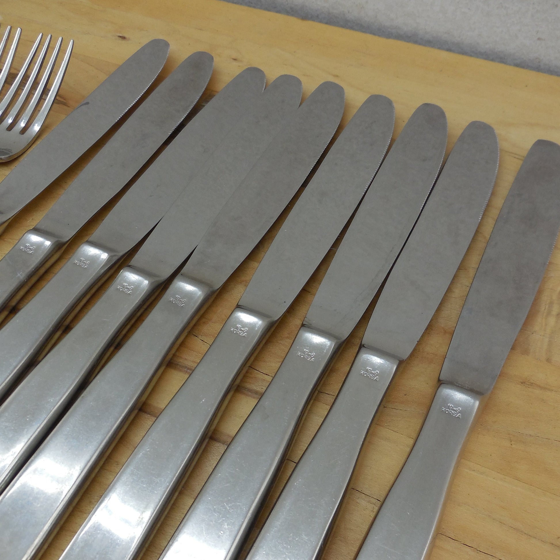 Retroneu Aspen Stainless Flatware Partial Set 26 Pieces Fork Spoon Knife Dinner
