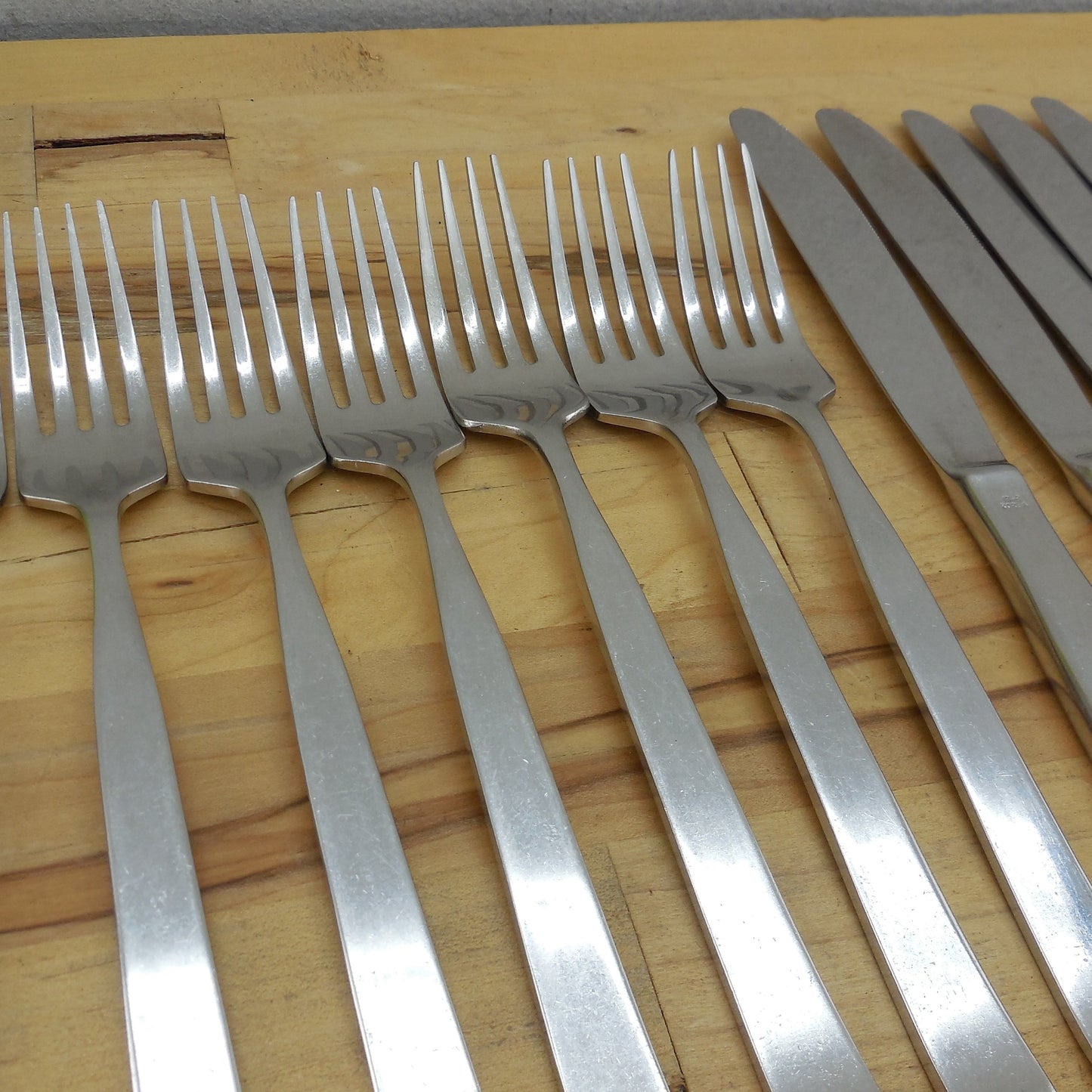 Retroneu Aspen Stainless Flatware Partial Set 26 Pieces Fork Spoon Knife Used