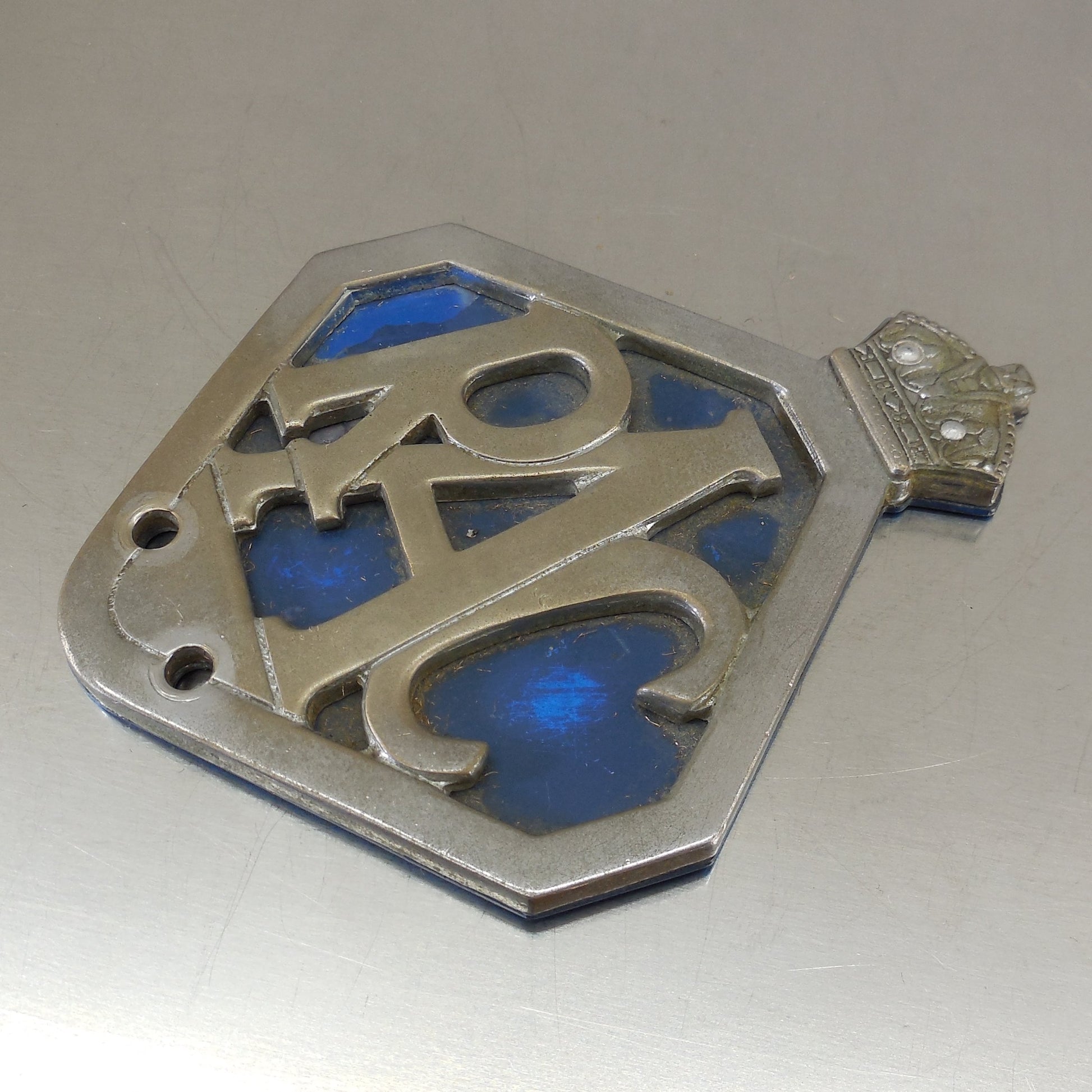 Royal Auto Club RAC Metal Car Badge Emblem Blue Chrome used