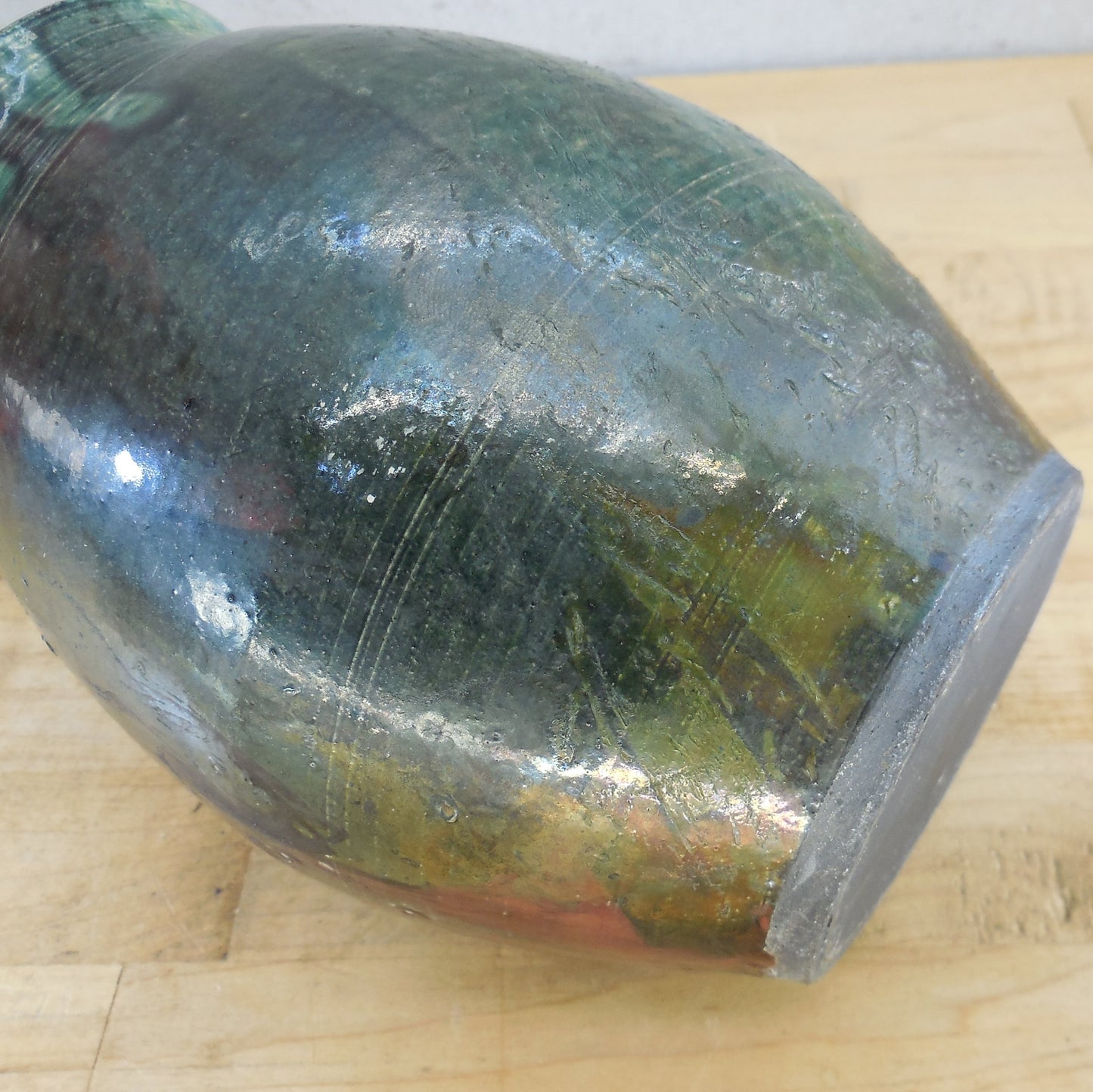 Unsigned Raku Pottery Vase Iridescent Green Red Yellow Blue 6.75" Rings