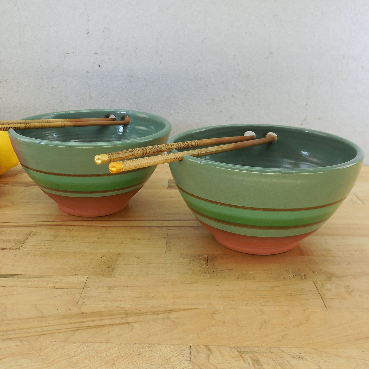 DRG Signed Studio Pottery Ramen Noodle Bowls Green Bowls Green Brown
