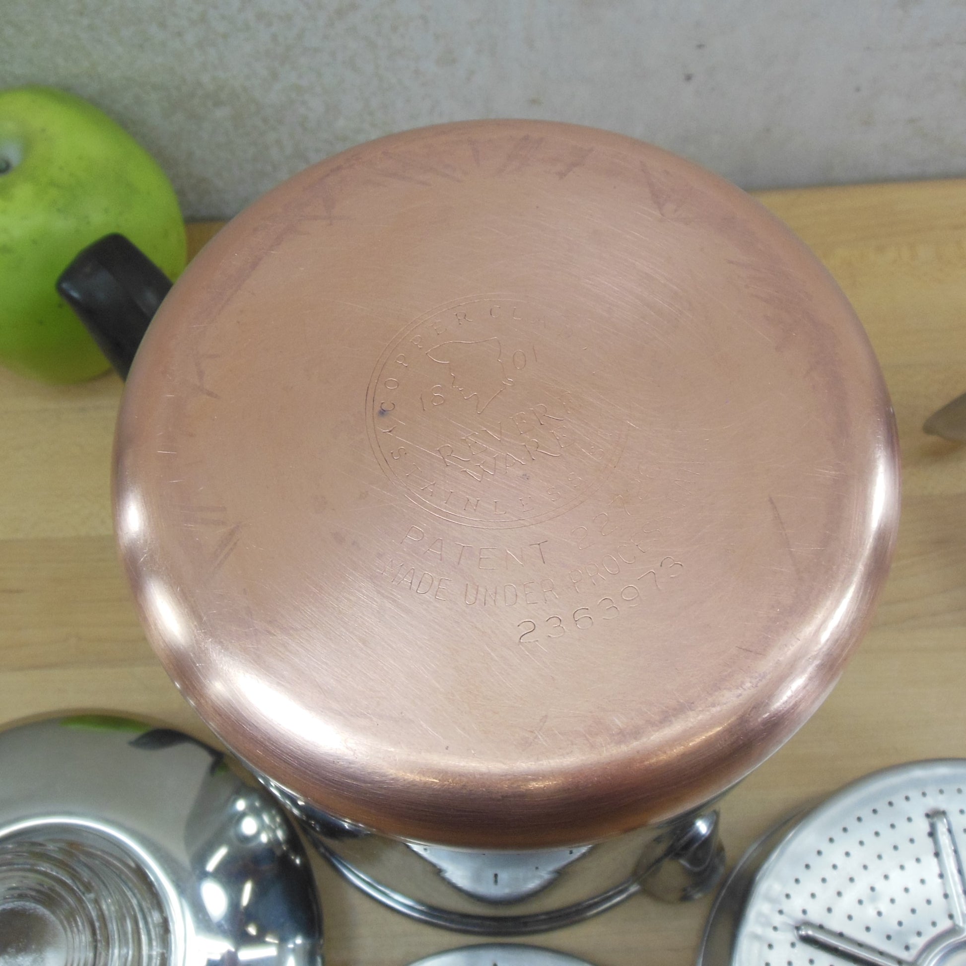 How to Clean a Revere Ware Copper Bottom