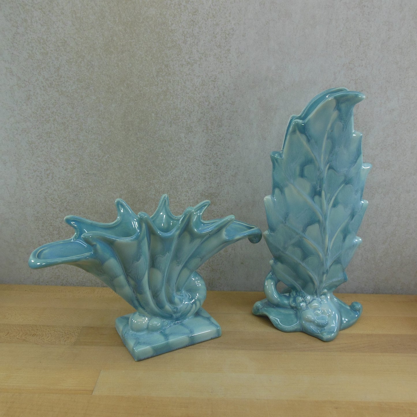 Royal Haeger Pottery Vase Pair Blue White Shell Floral R-320 R-299 Vintage