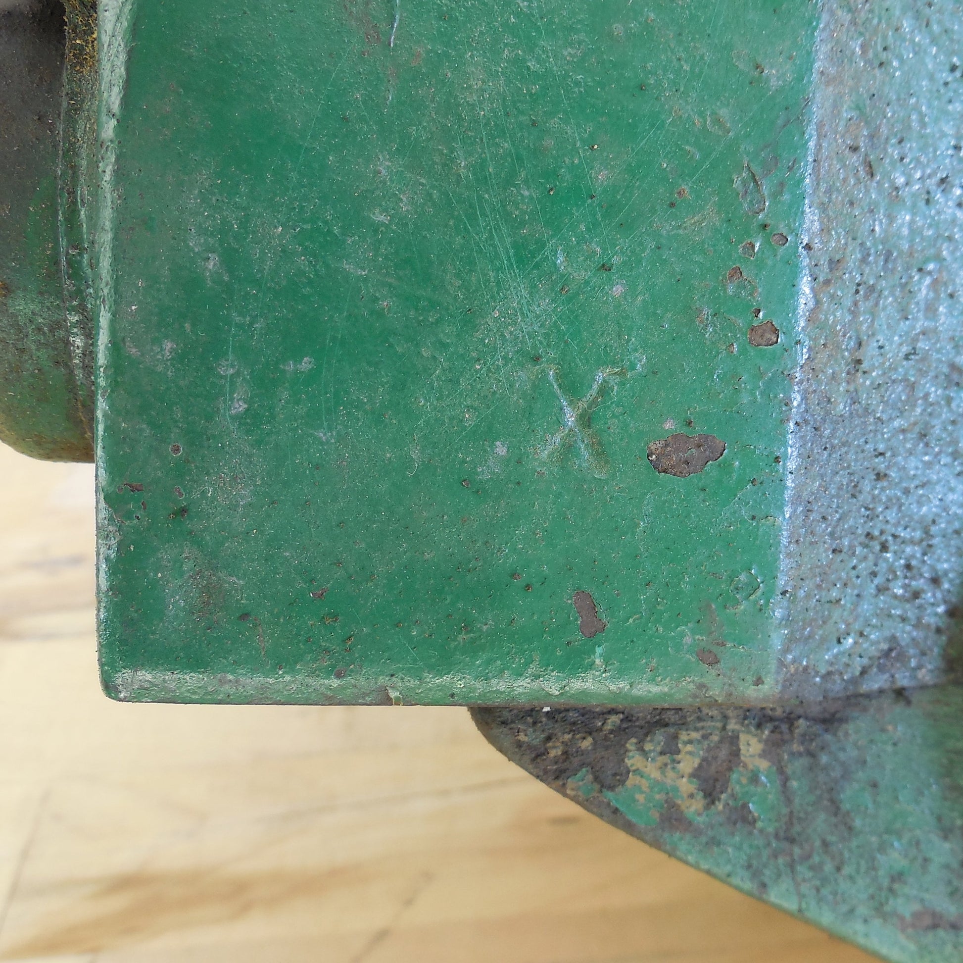 Unbranded Rock Island? 4" Bench Vise 42 lbs. Green Stamped 278 192 X