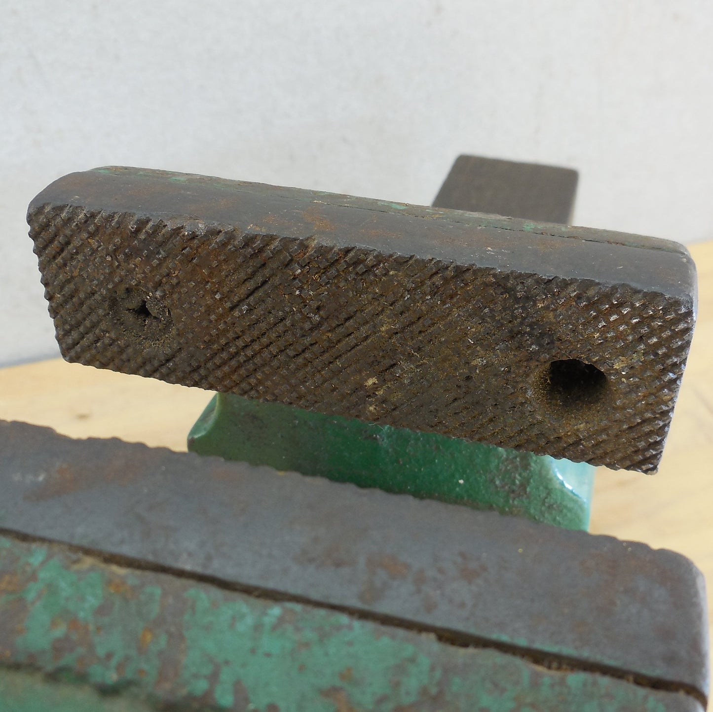 Unbranded Rock Island? 4" Bench Vise 42 lbs. Green Stamped 278 192 X