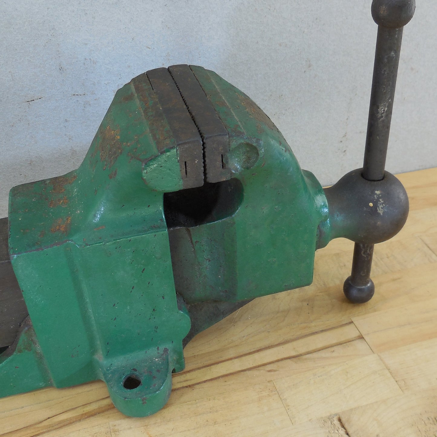 Unbranded Rock Island? 4" Bench Vise 42 lbs. Green Paint Stamped 278 192 X
