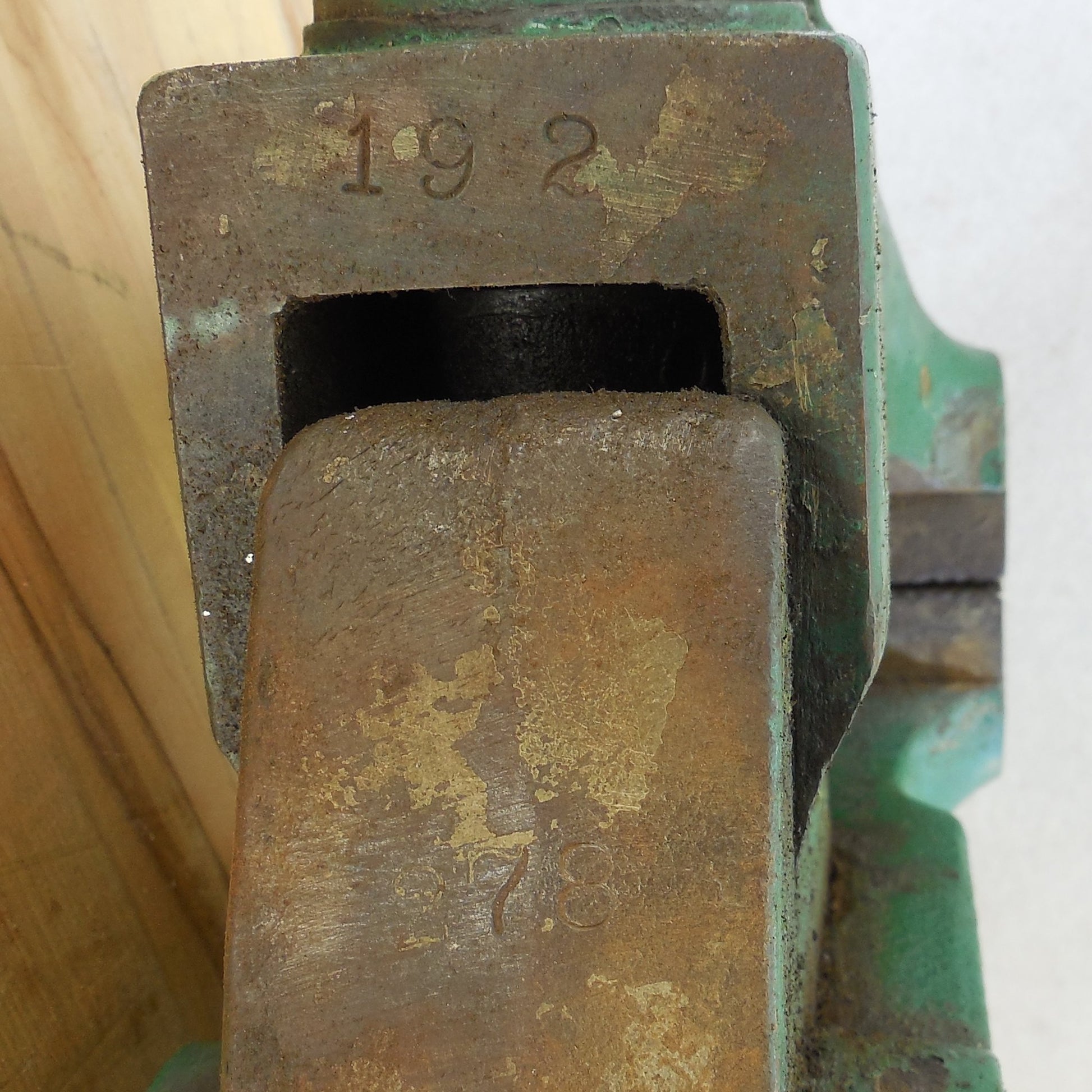 Unbranded Rock Island? 4" Bench Vise 42 lbs. Green Stamped 278 192 X