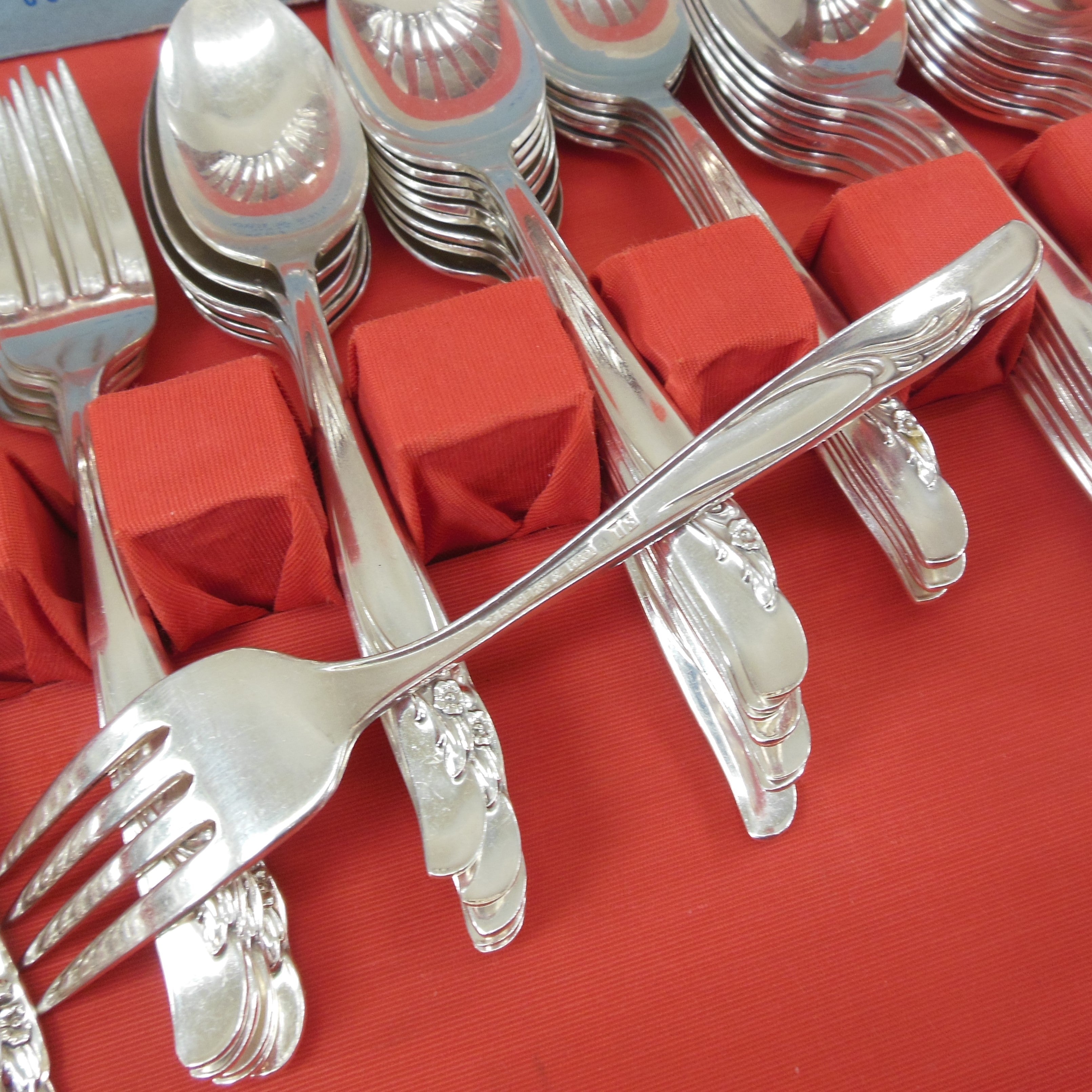 Rogers clearance silverware set