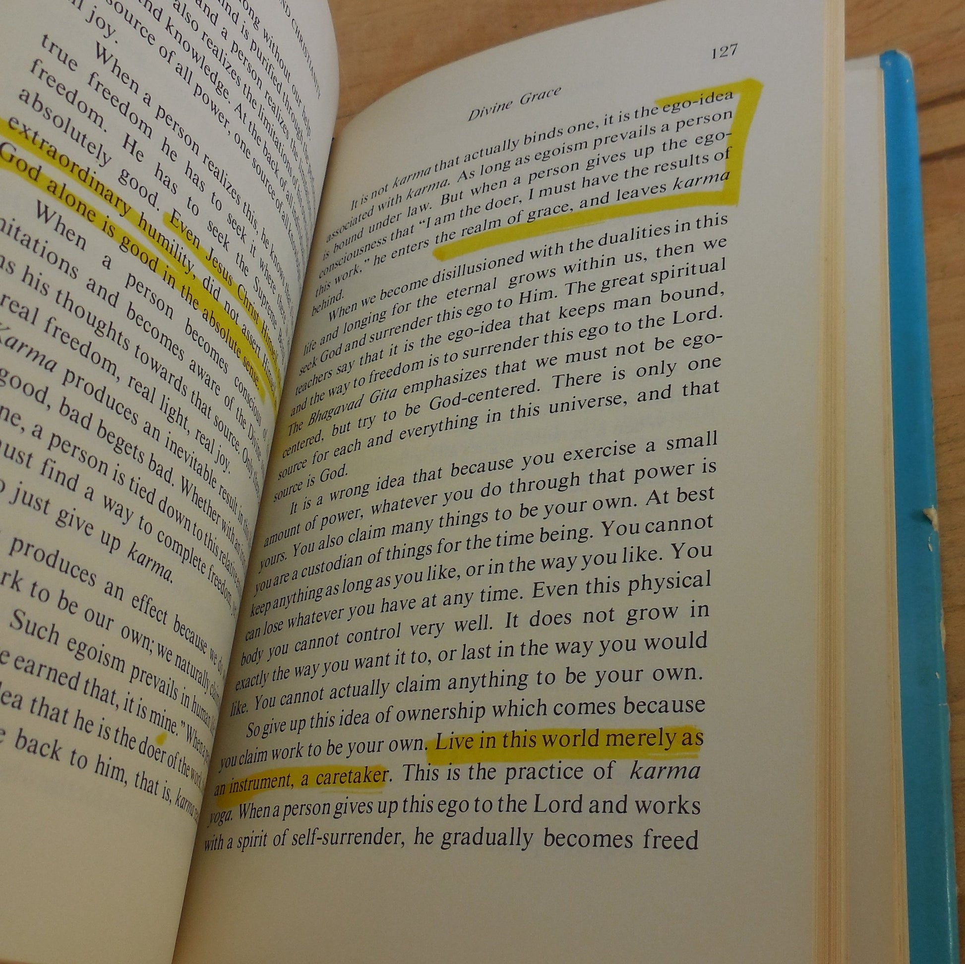 Swami Satprakashananda Signed Book - Hinduism and Christianity 1975 Used