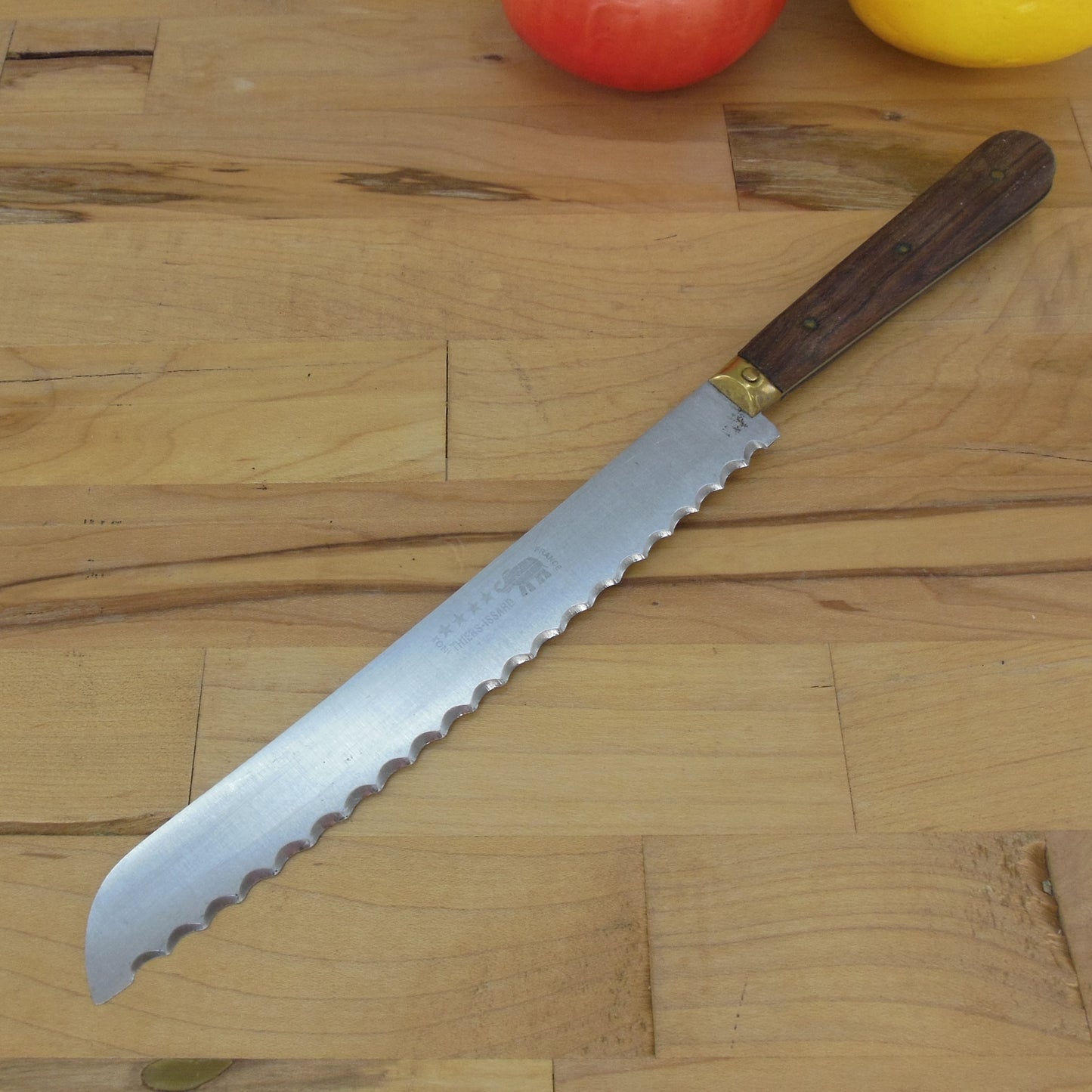 Sabatier Thiers-Issard France 4 Star Elephant Stainless Serrated Knife Wood