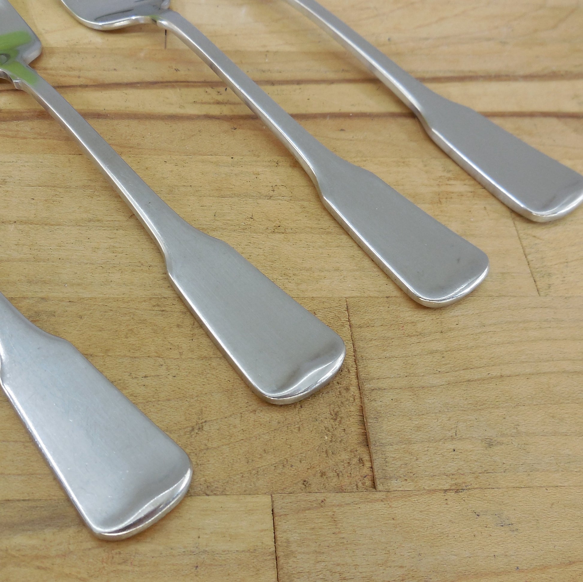 Oneida Heritage Cube American Colonial Stainless Flatware - 4 Salad Forks Vintage