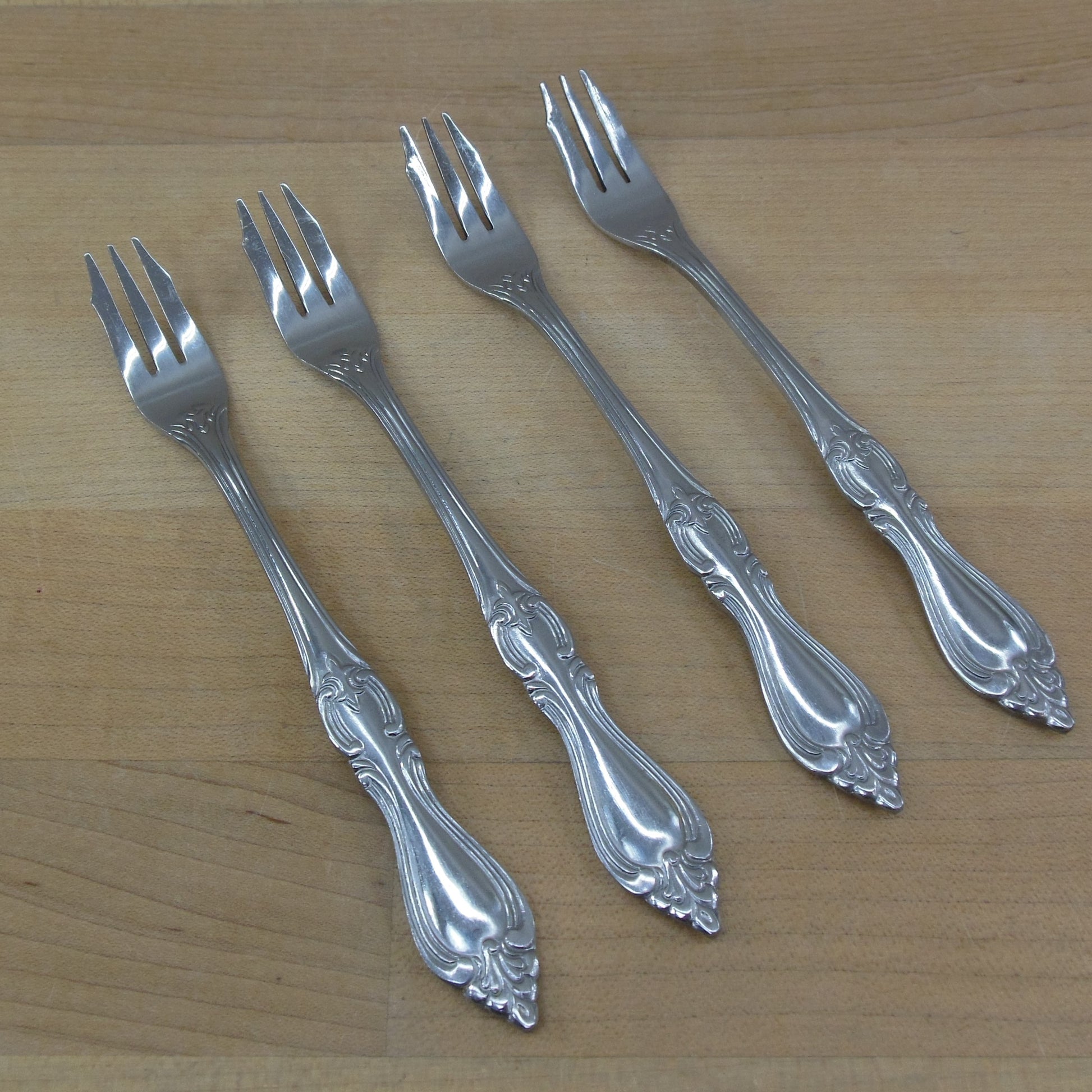Towle Supreme Cutlery TWS70 NOS Cocktail Seafood Forks - 4 Set New