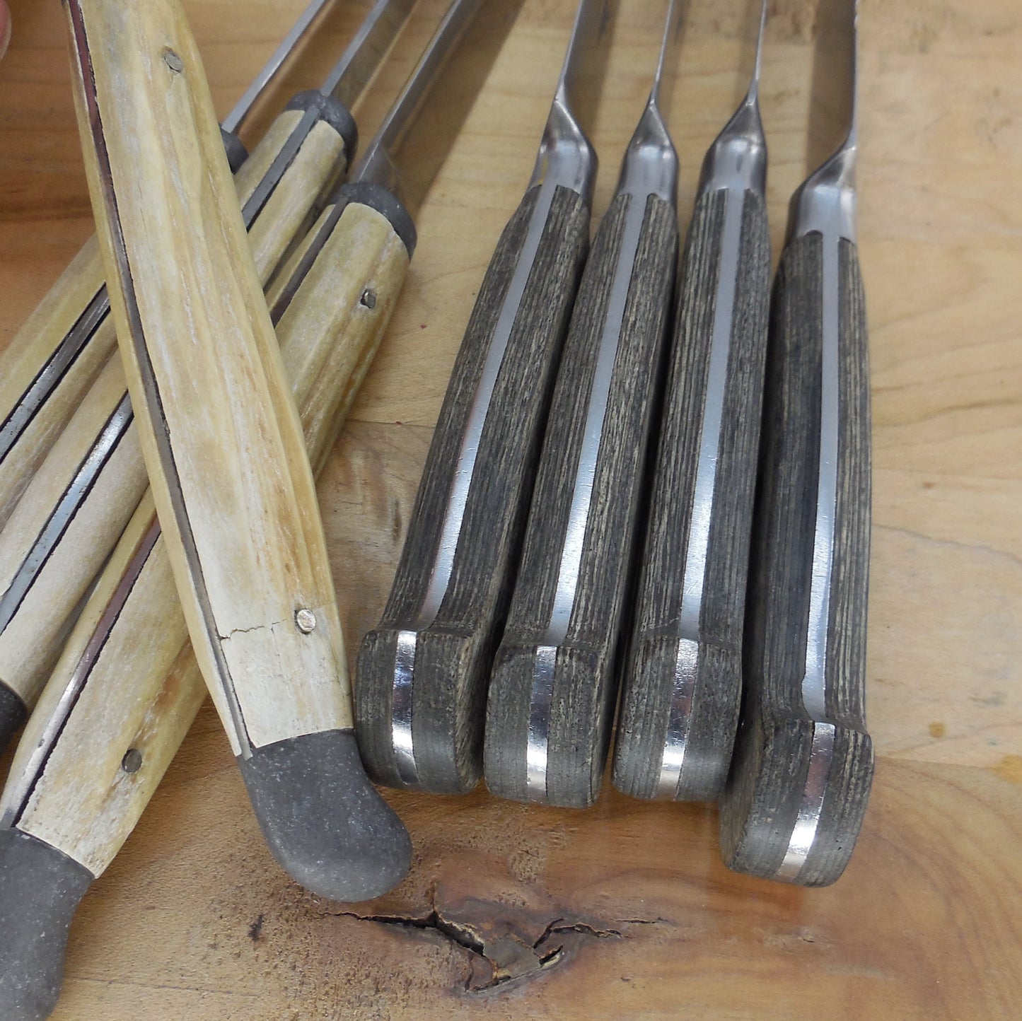 Queen Cutlery Jacques De Barr 14 Lot Steak Knives Bone  Wood Stainless laminated
