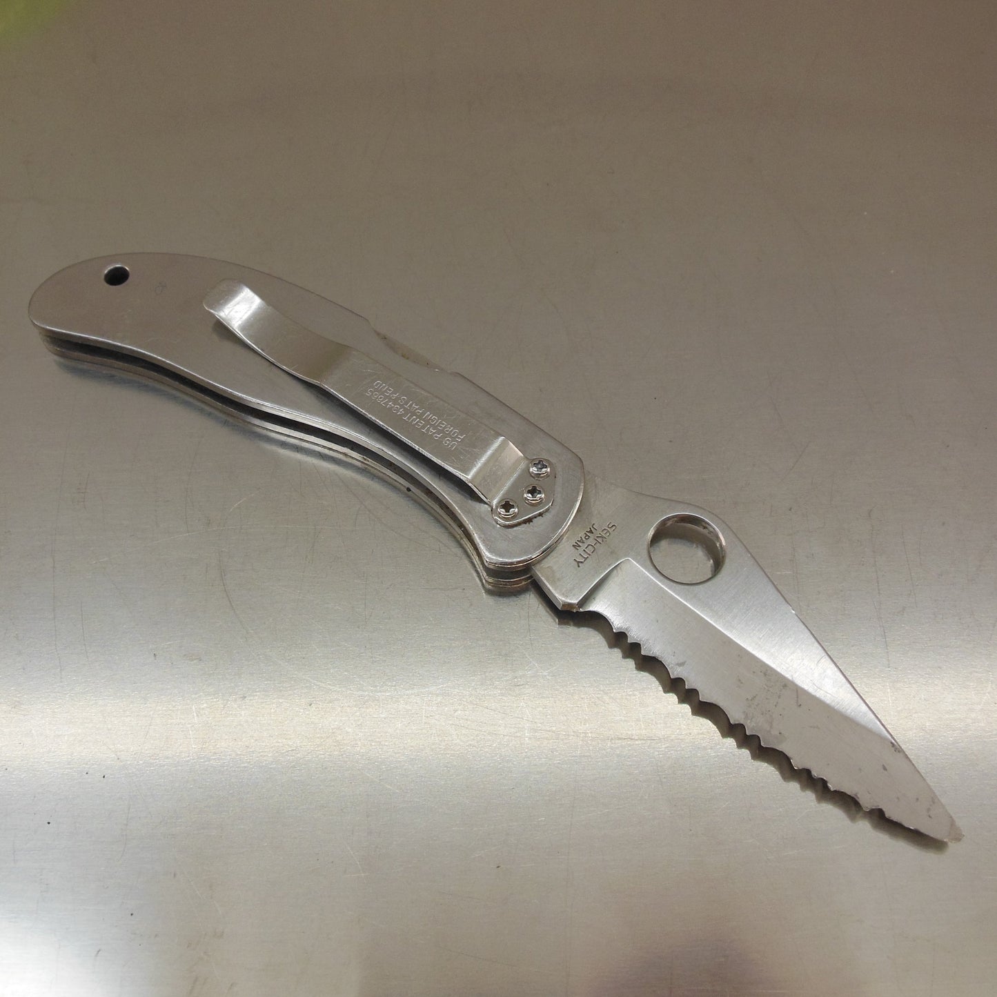Spyderco Delica AUS-6 Stainless Folding Pocket Knife & Box C11SBK