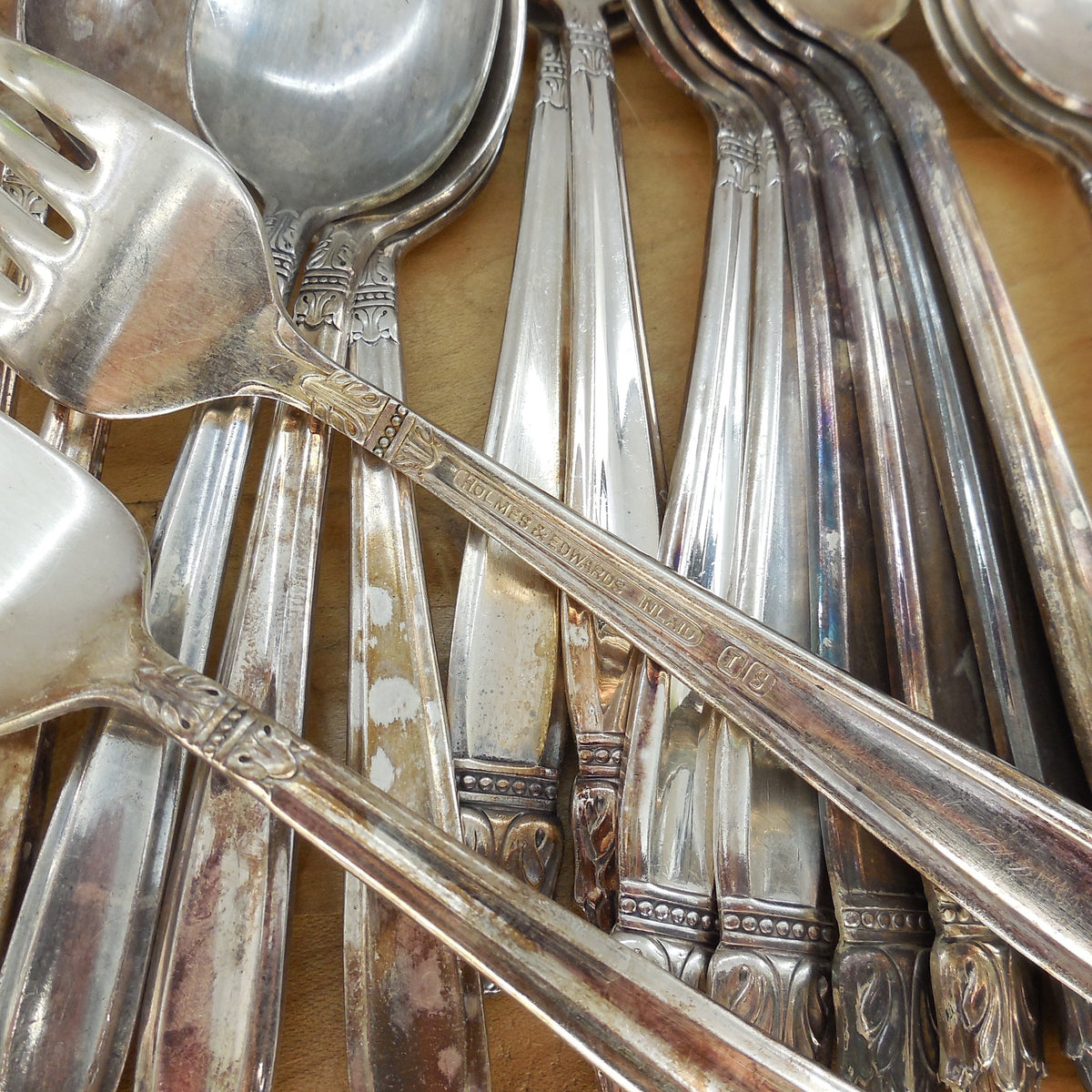 Holmes & Edwards Danish Princess Inlaid Silverplate Flatware 55 Pieces
