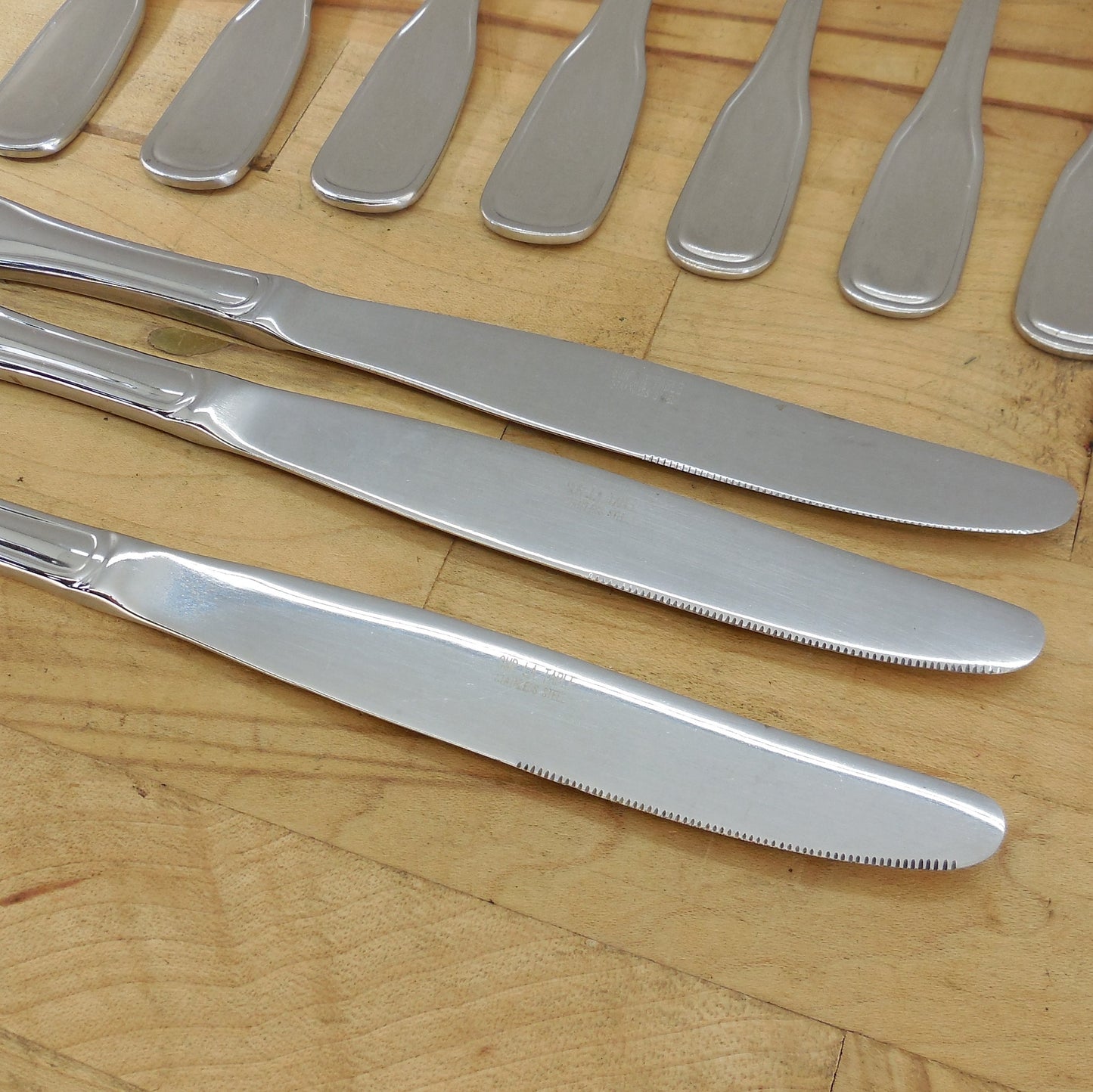 Sur La Table 18/10 Stainless Flatware Outlined Handle Dinner Salad Fork Knife