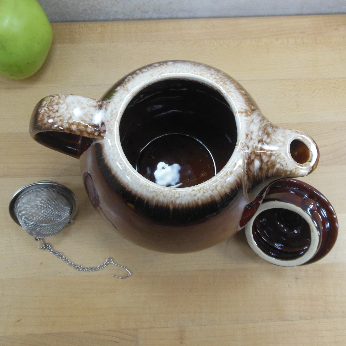 Hull USA Oven Proof Drip Brown Teapot 1 Quart Vintage