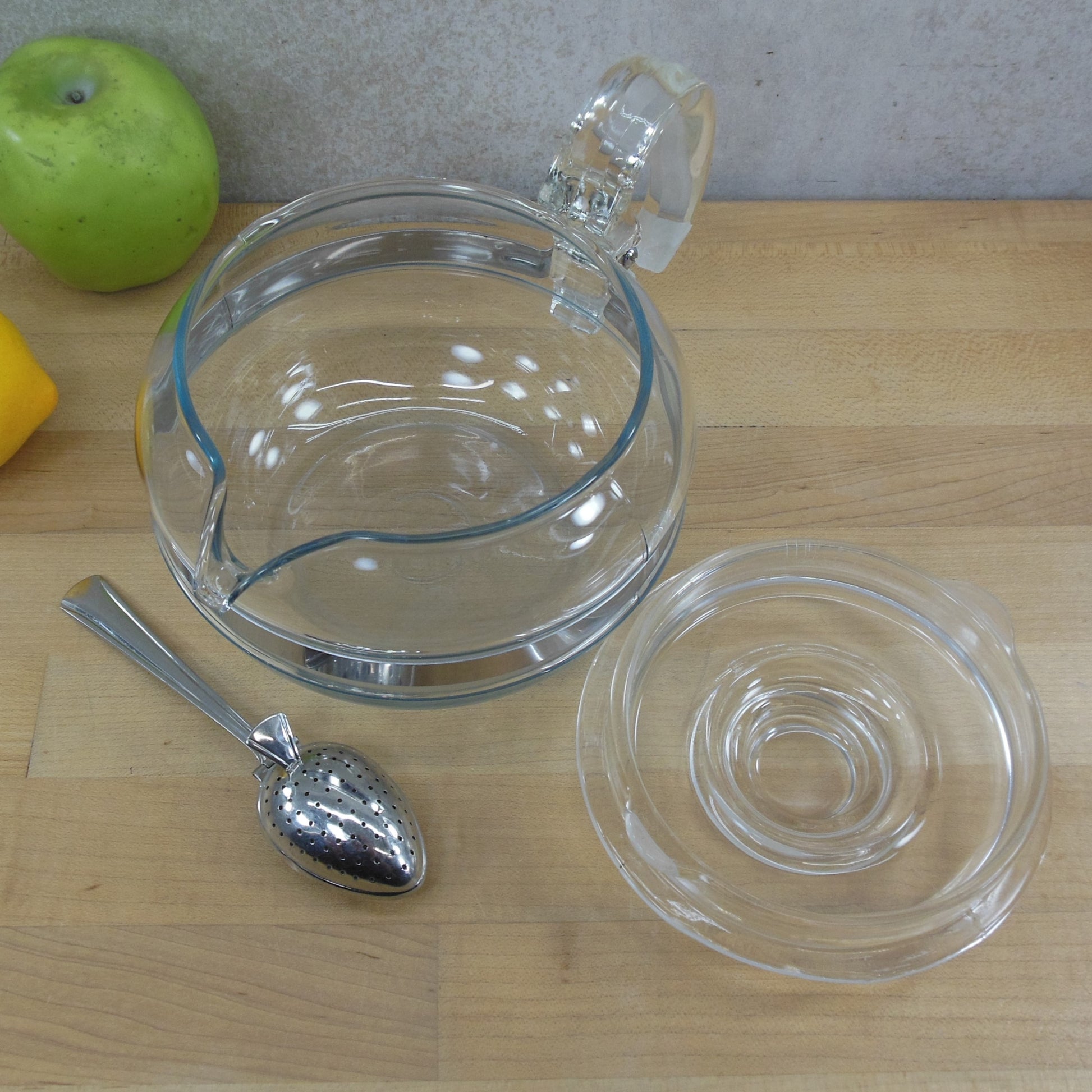 Pyrex USA Flameware Glass 6 Cup Teapot Water Kettle 8446-B Used