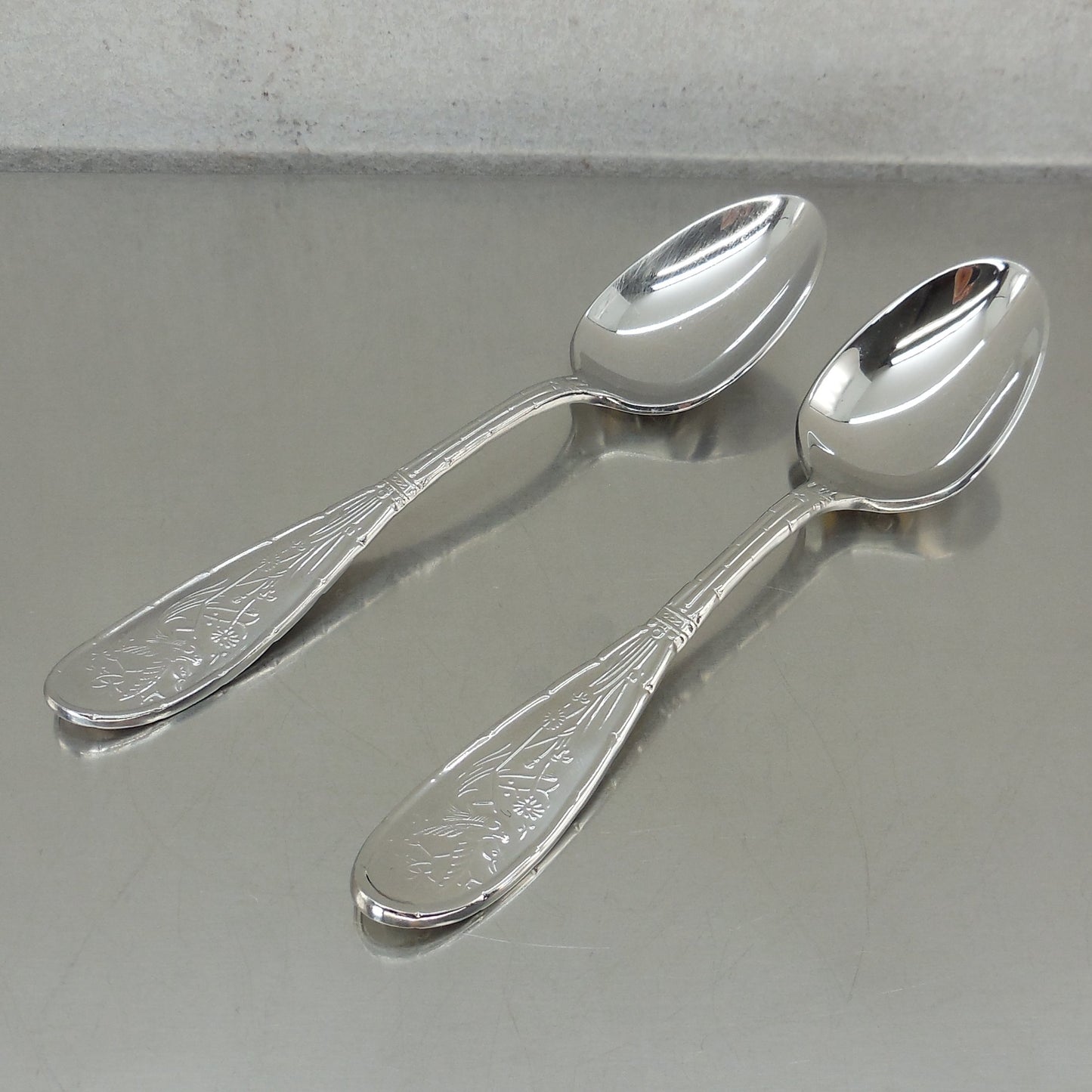 Ricci Argentieri Japanese Bird Stainless Flatware - 2 Teaspoons 6-1/4"