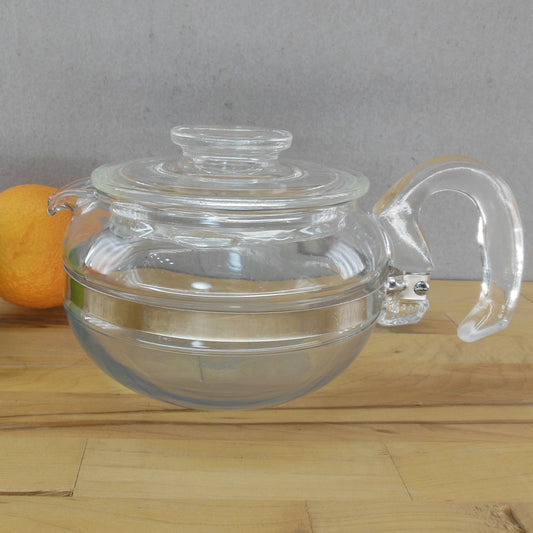 Pyrex USA Flameware Glass 6 Cup Teapot Water Kettle 8446-B