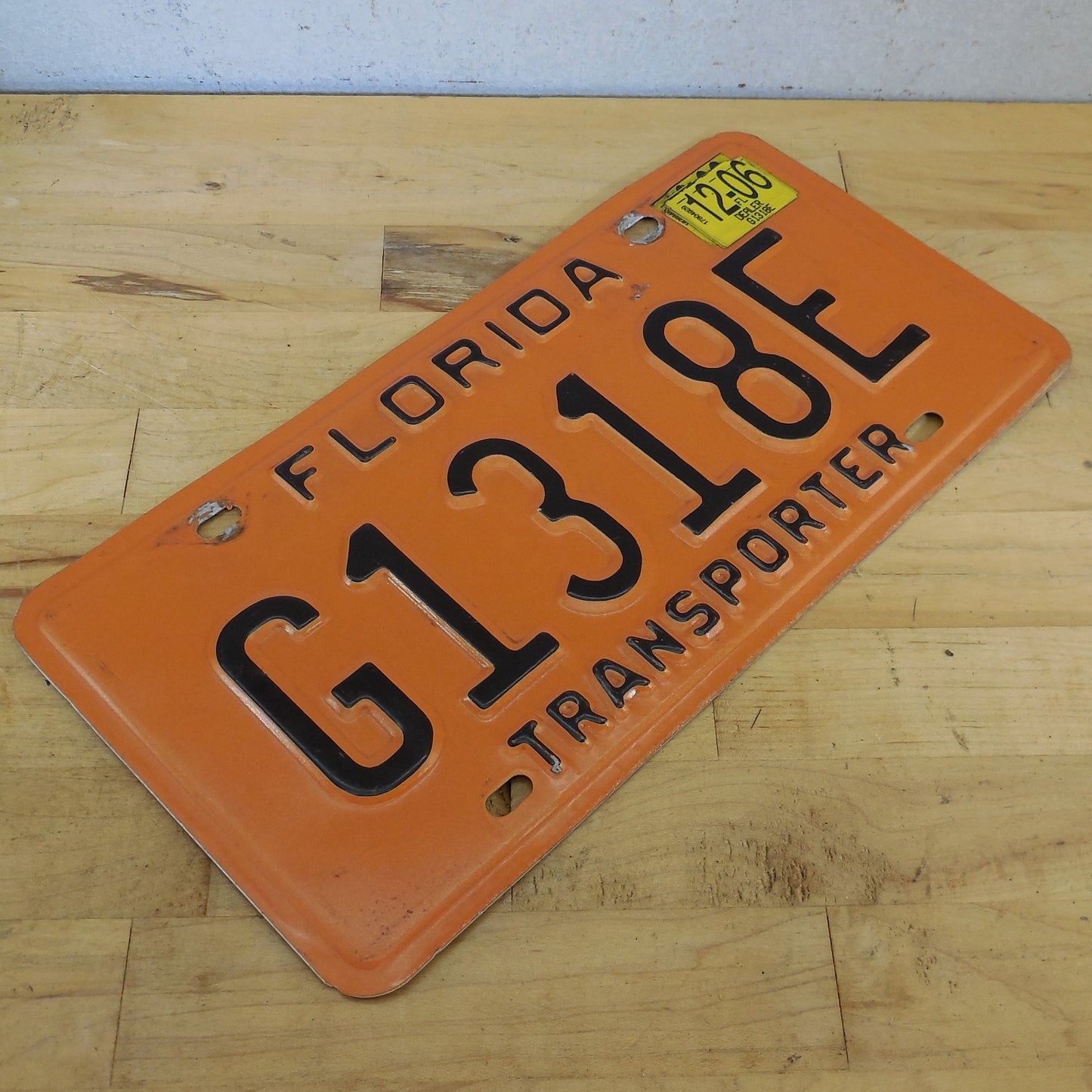 Florida 2000's License Plate Tag Transporter Dealer G1318E vintage