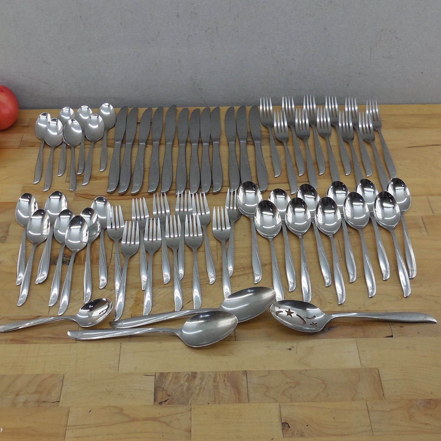 Oneida Community Twin Star Stainless Flatware Set Service for 11 Plus