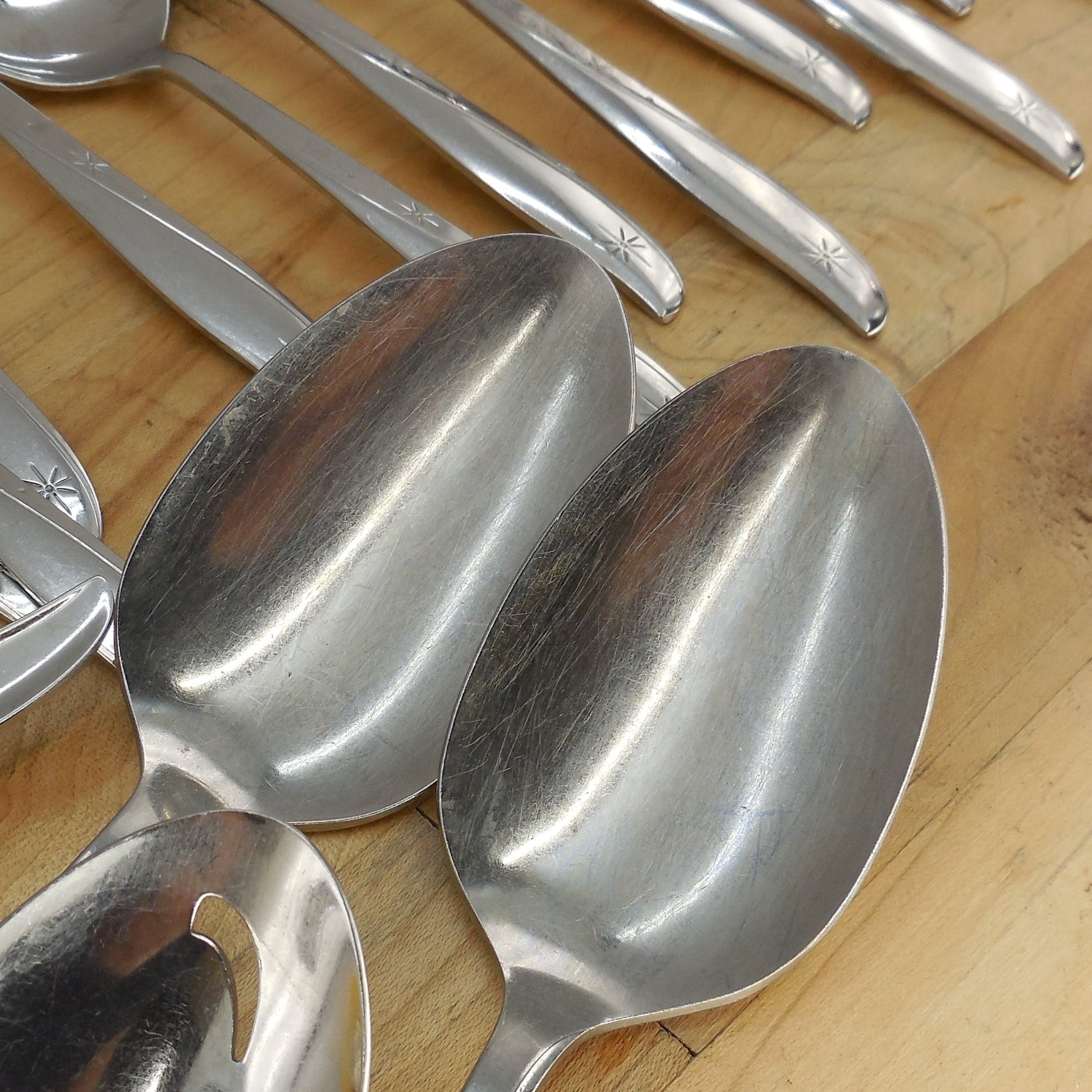 Oneida Community Twin Star Stainless Flatware Set Service for 11 Plus Scratch