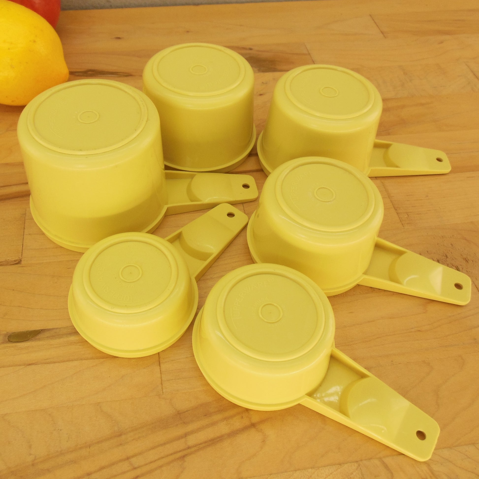 Tupperware Nesting Measuring Cups Pale Yellow 6 Set Plastic Used
