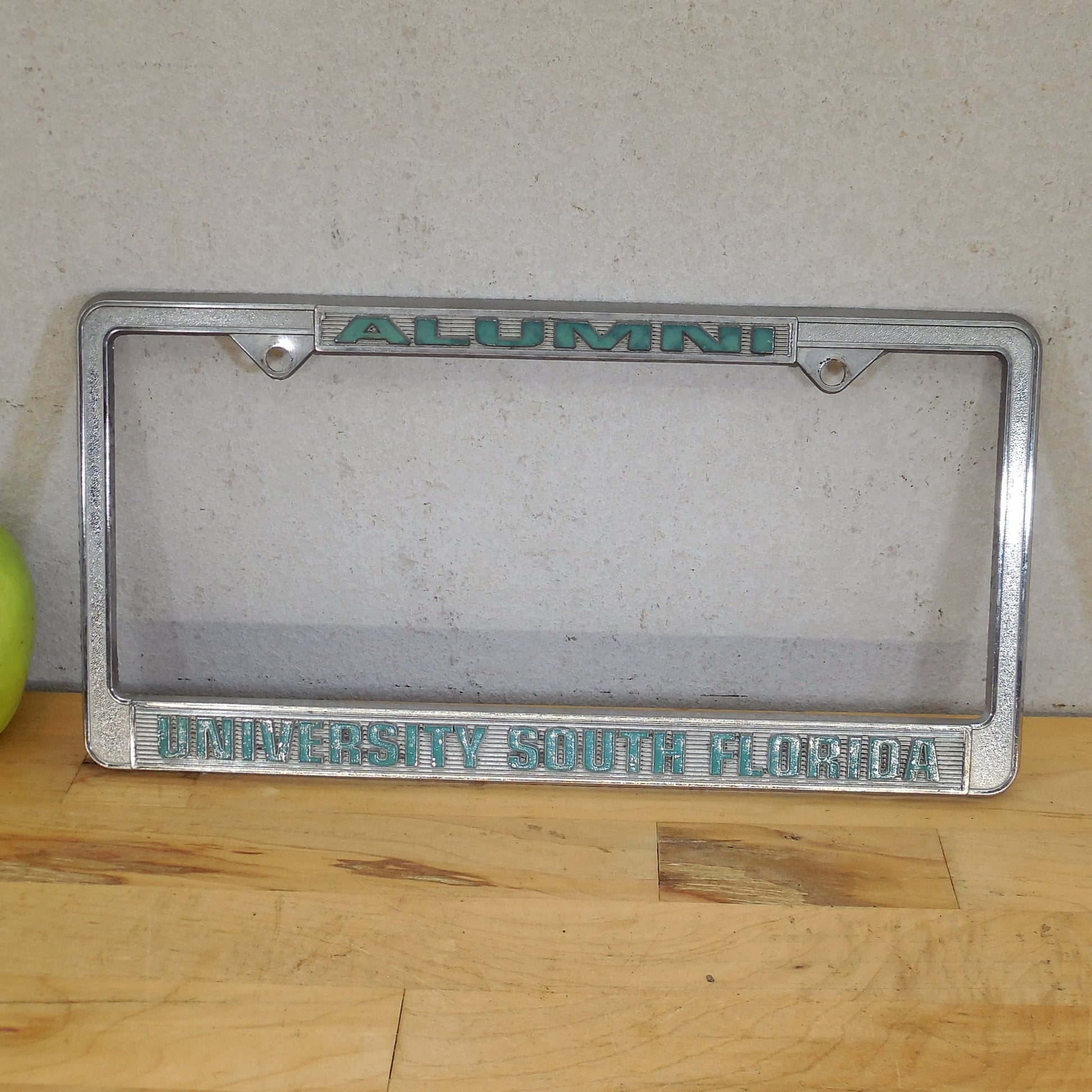 USF University of South Florida Alumni Vtg. License Plate Cover Heavy Chrome