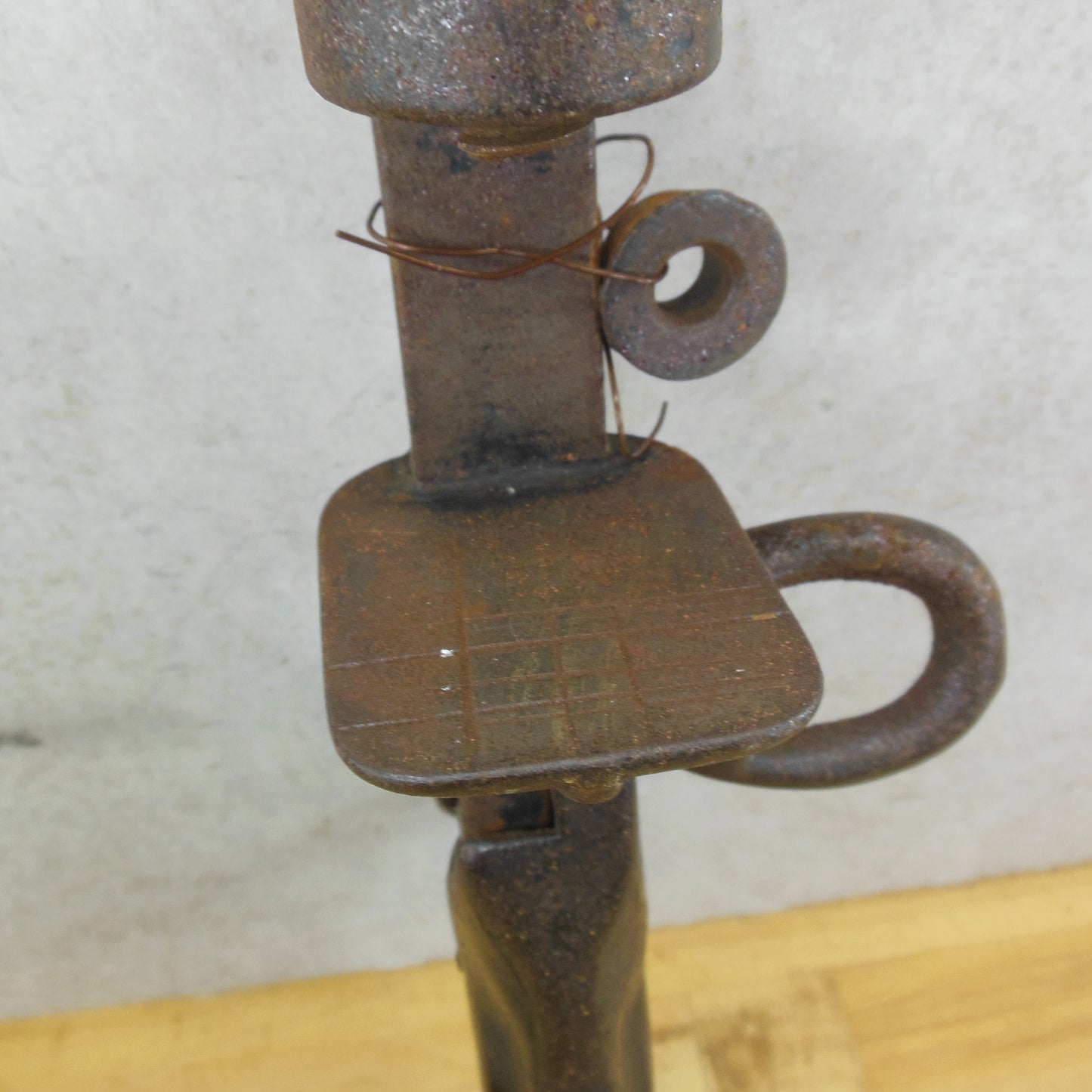 Unbranded Old Cast Iron Hand Saw Sharpening Vise Clamp Used