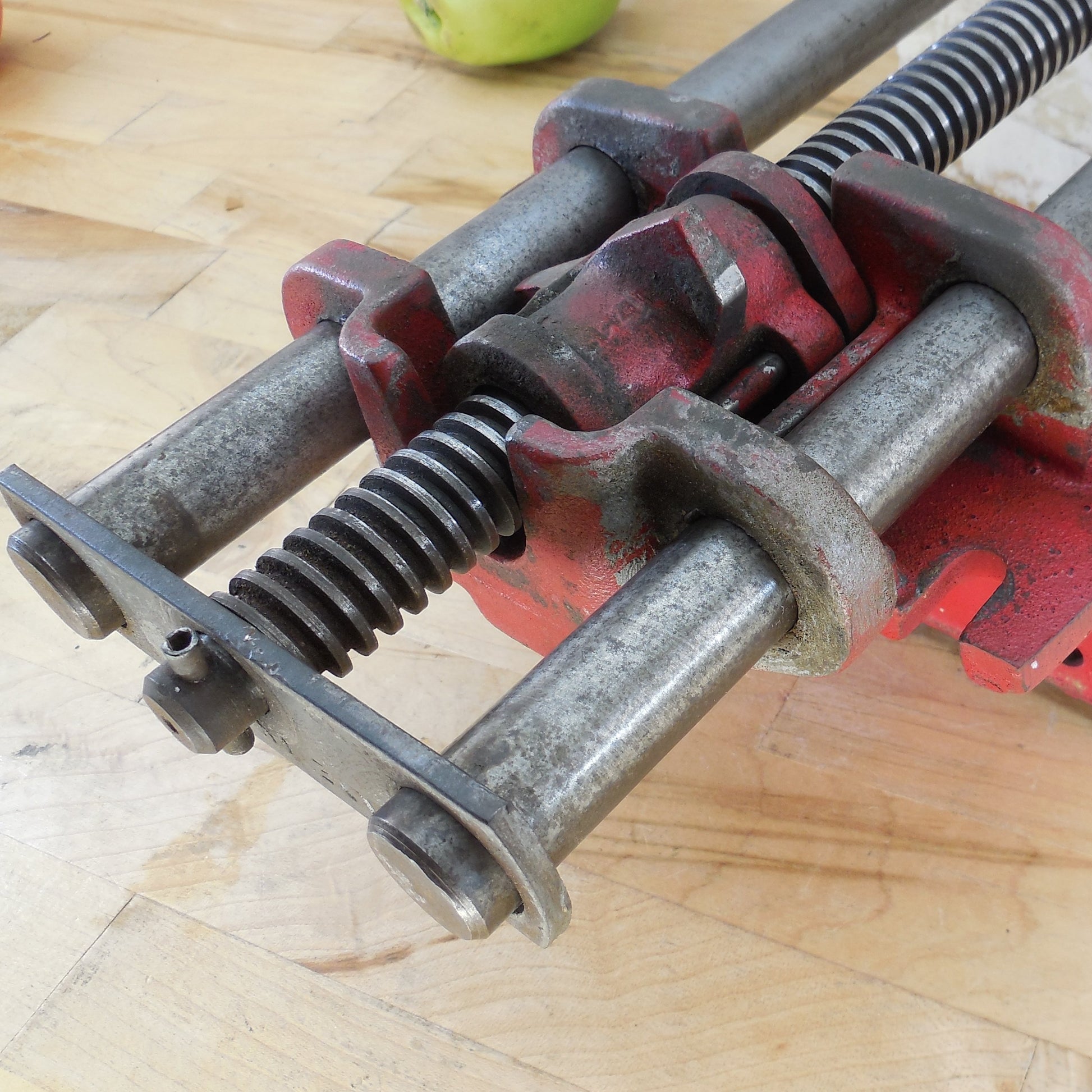 Craftsman Under Bench Woodworkers Screw Vise 391-51204 7" 8" Wood