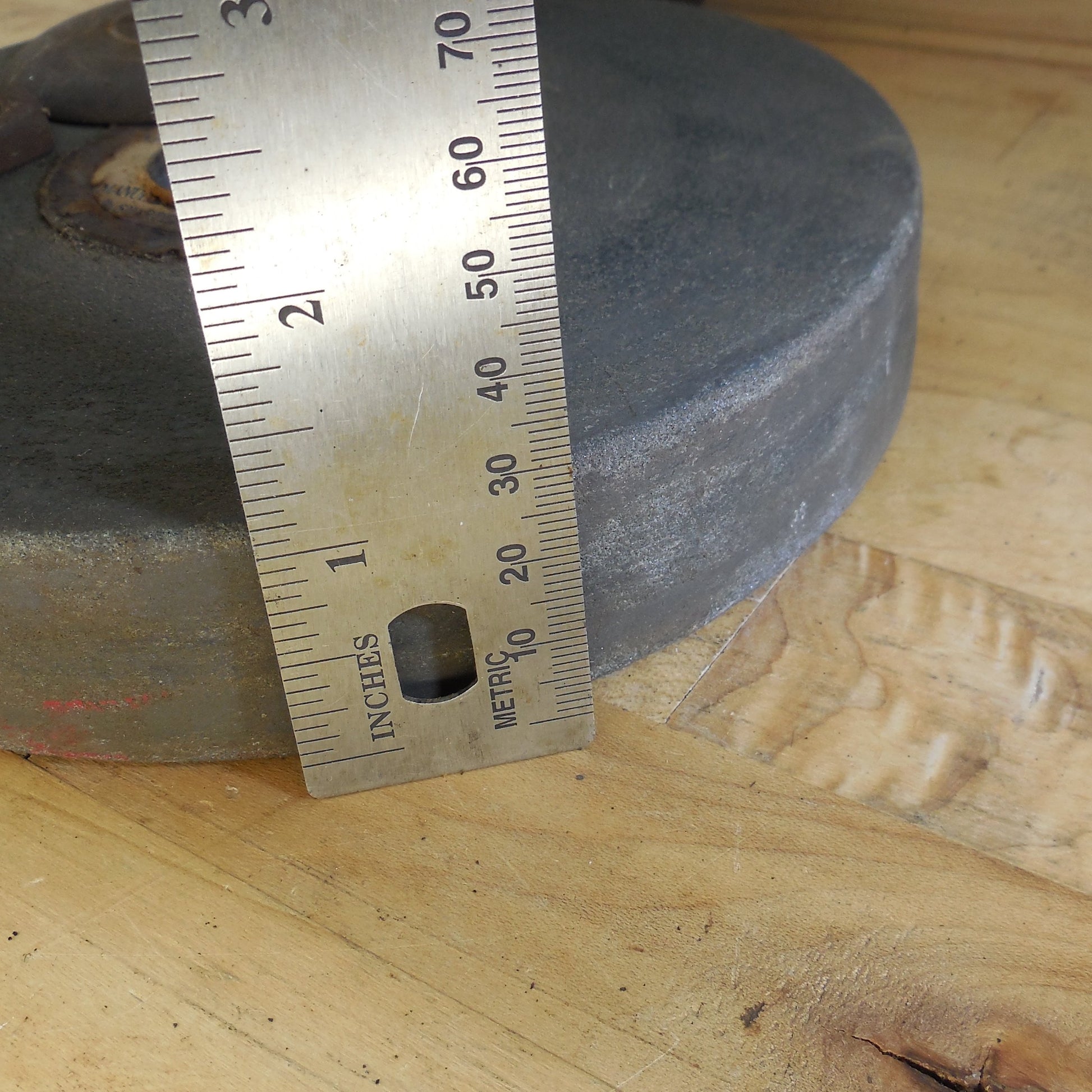 The Carborundum Co. Niagara No. 460 Hand Crank Bench Sharpening Wheel 8"