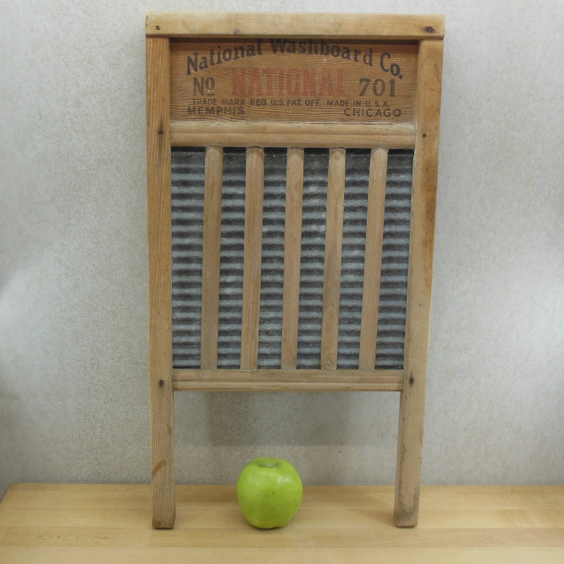 The National Washboard Co. No. 701 The Zinc King
